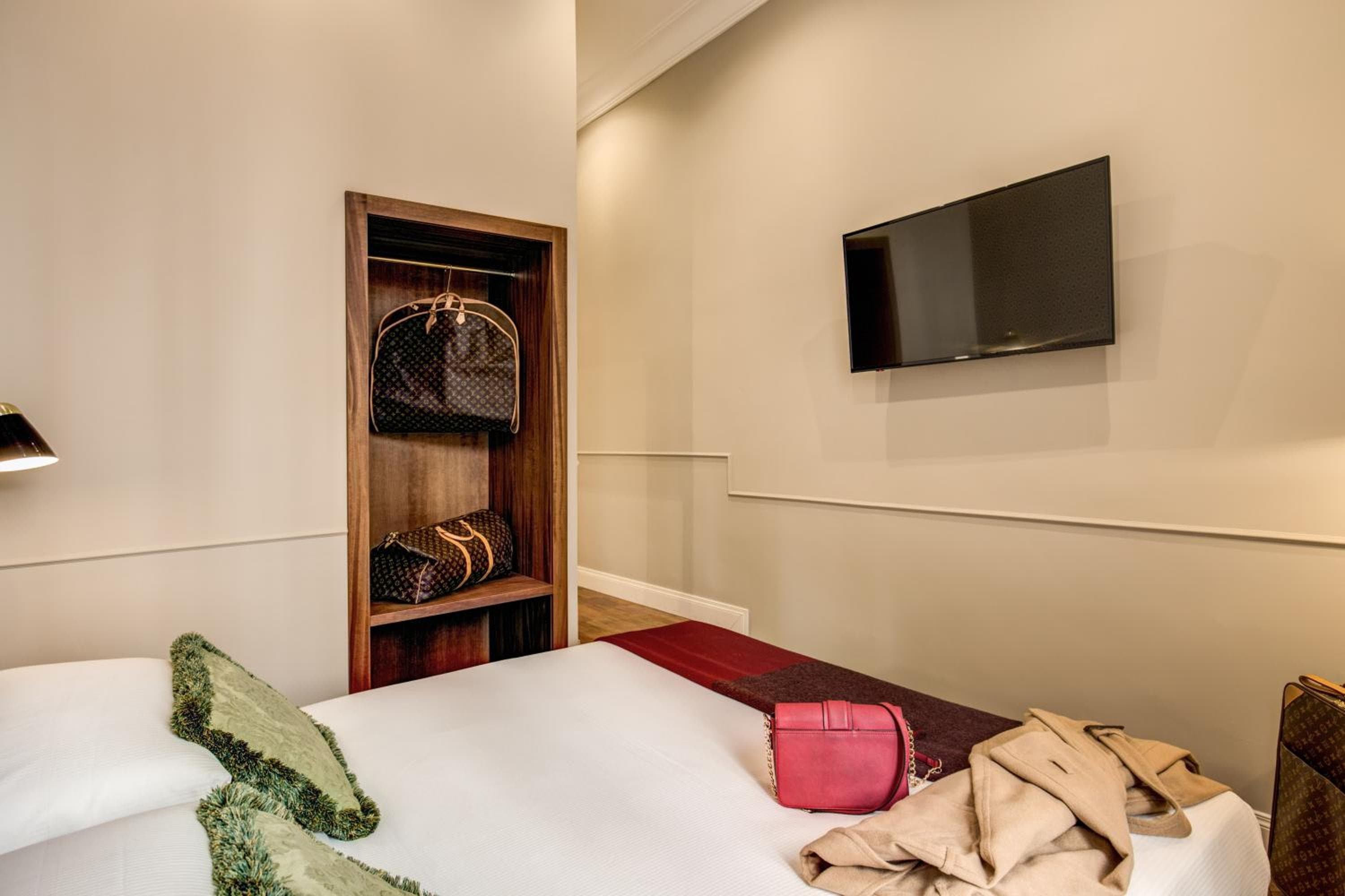 Charme Spagna Boutique Hotel — 17