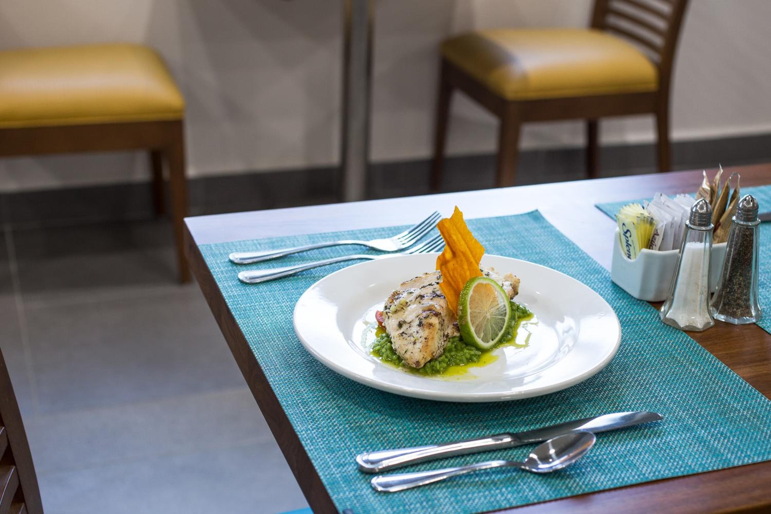 Wyndham Garden Playa del Carmen — 10