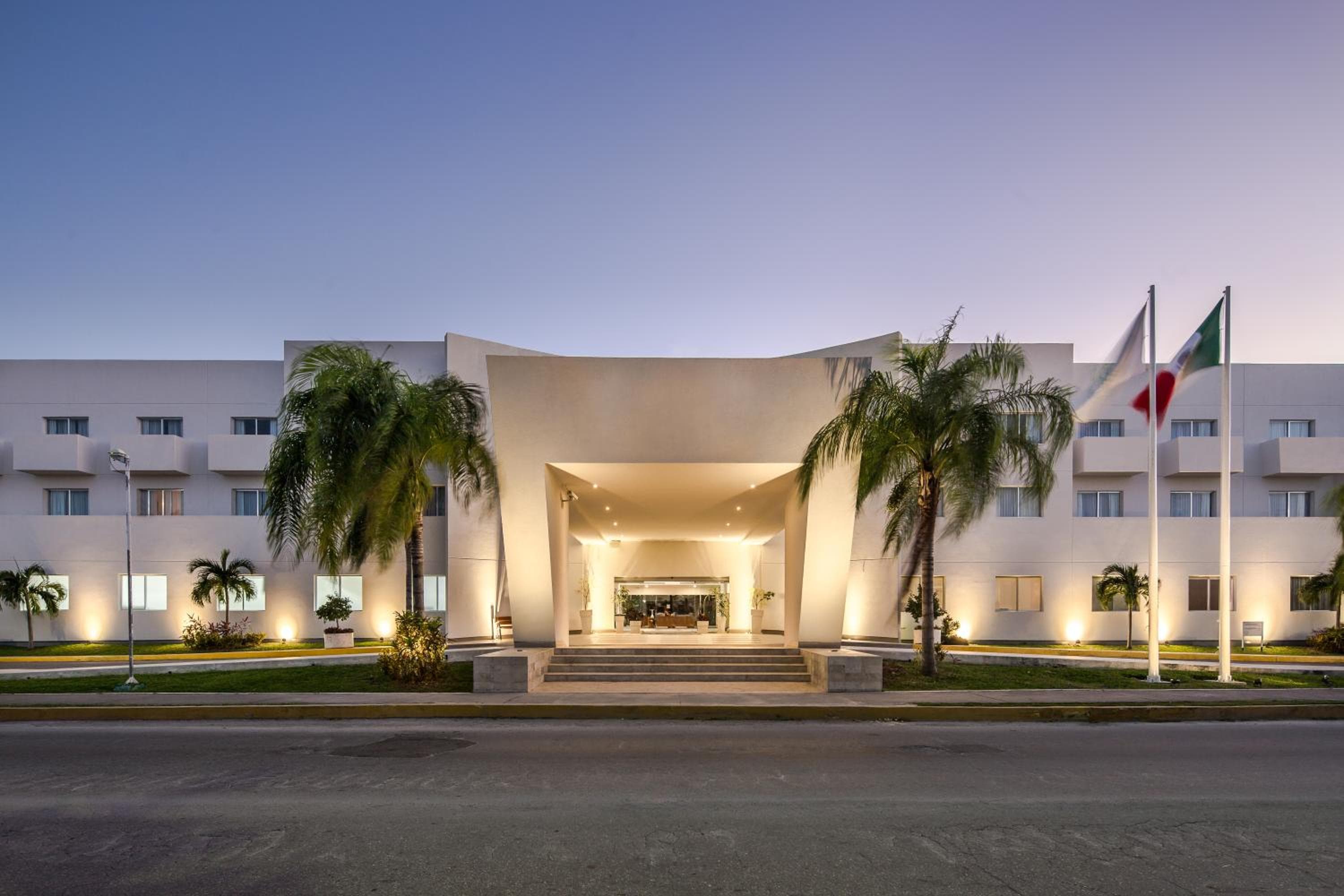 Wyndham Garden Playa del Carmen — 24