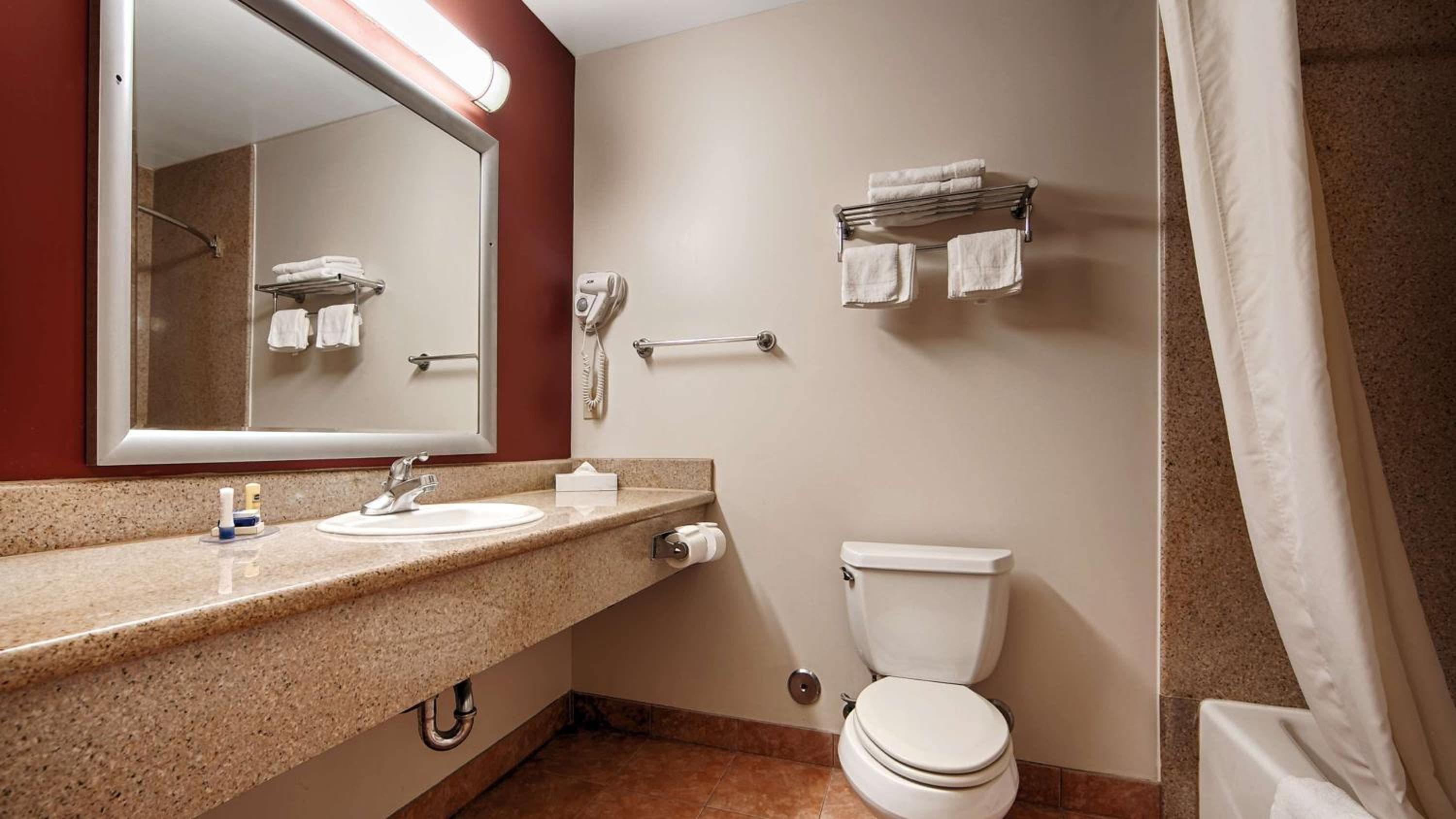 Best Western Burbank Aeropuerto Inn — 3
