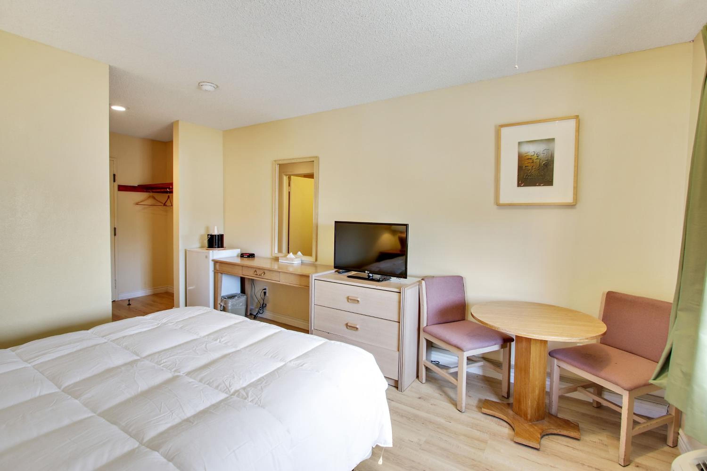 Rotex Western Inn — 26