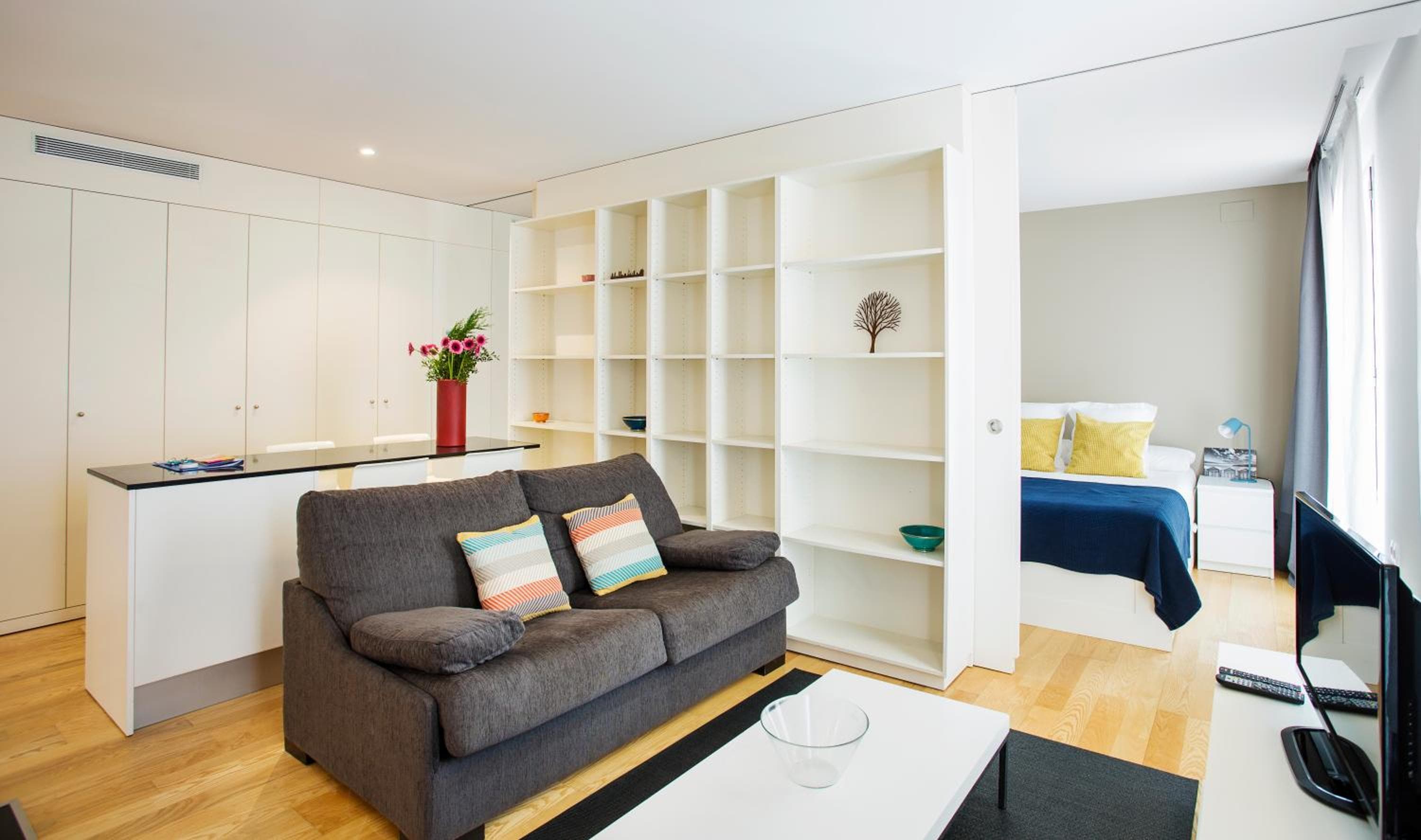 Durlet Beach Apartments — 4