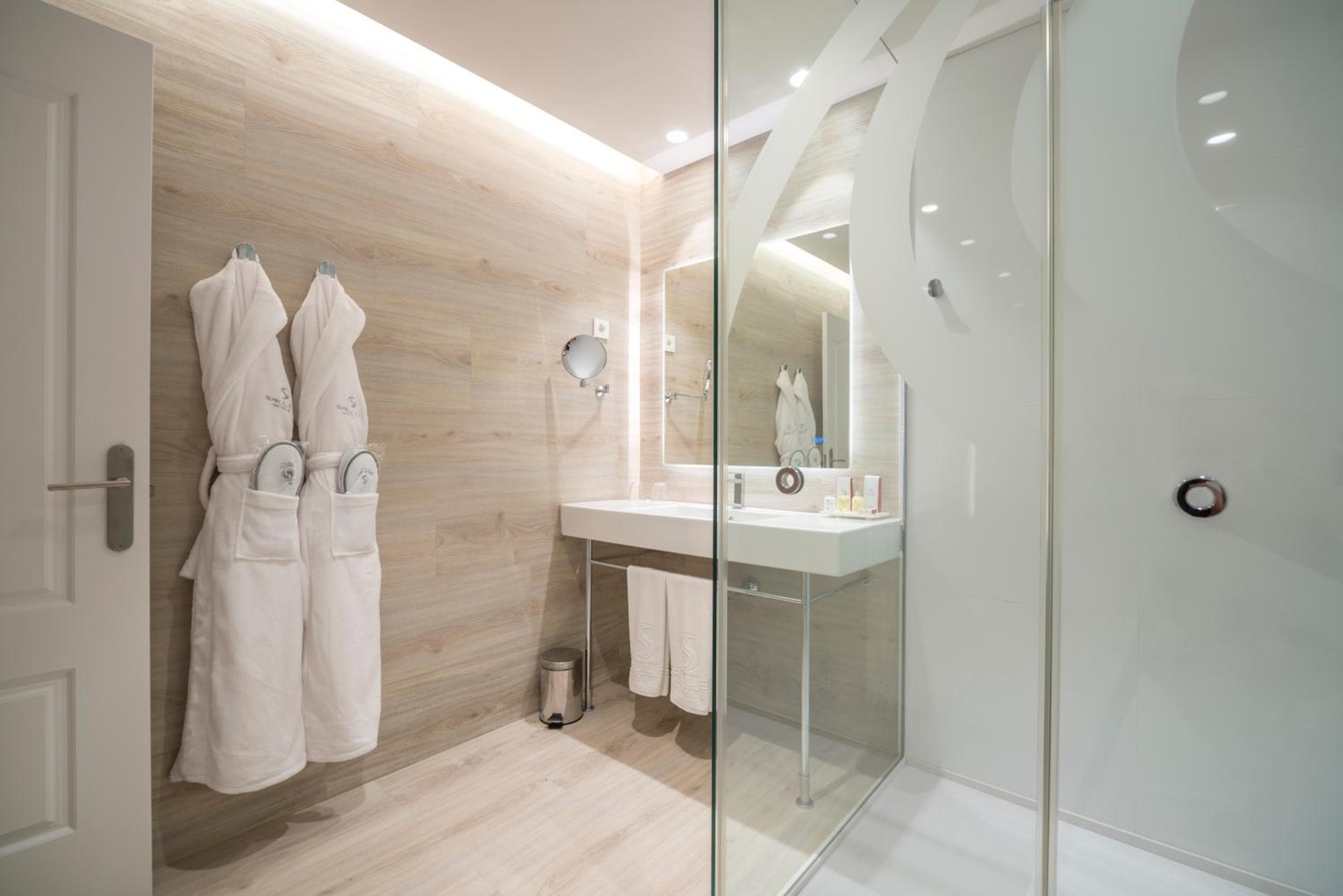 Sallés Hotel Pere IV — 10