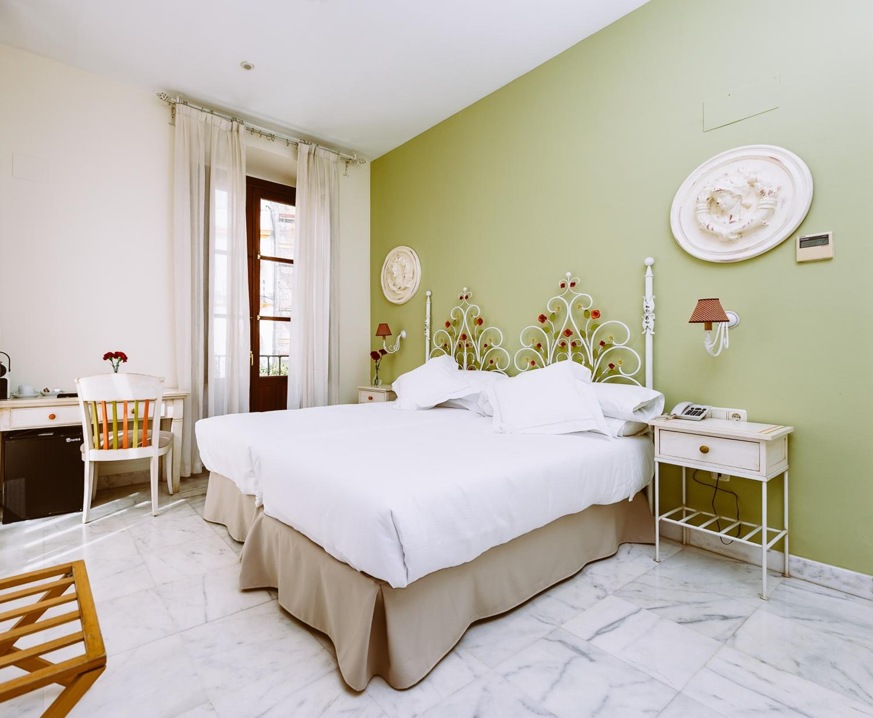 Basic Hotel Doña Manuela — 4