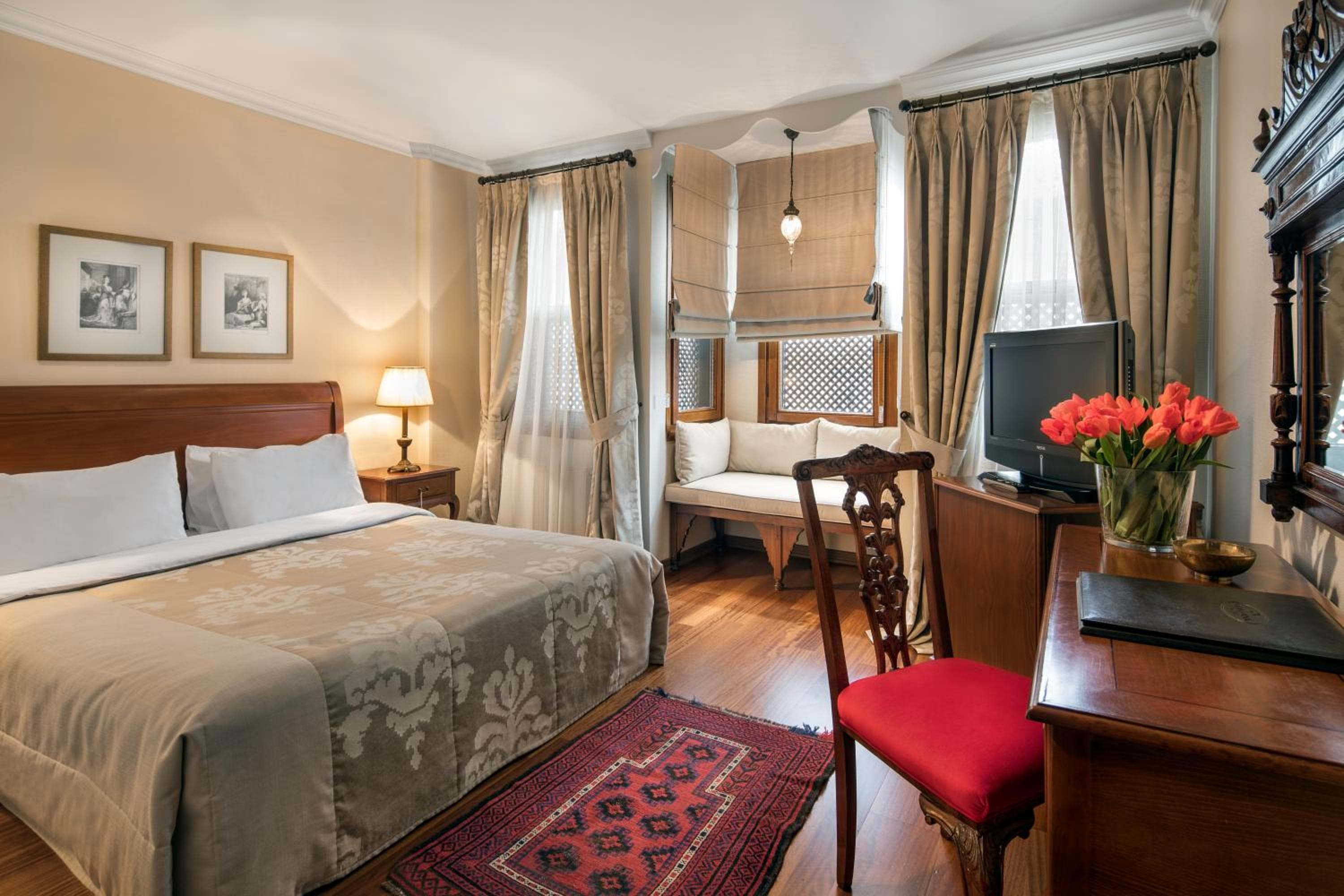 Hotel Sari Konak — 2