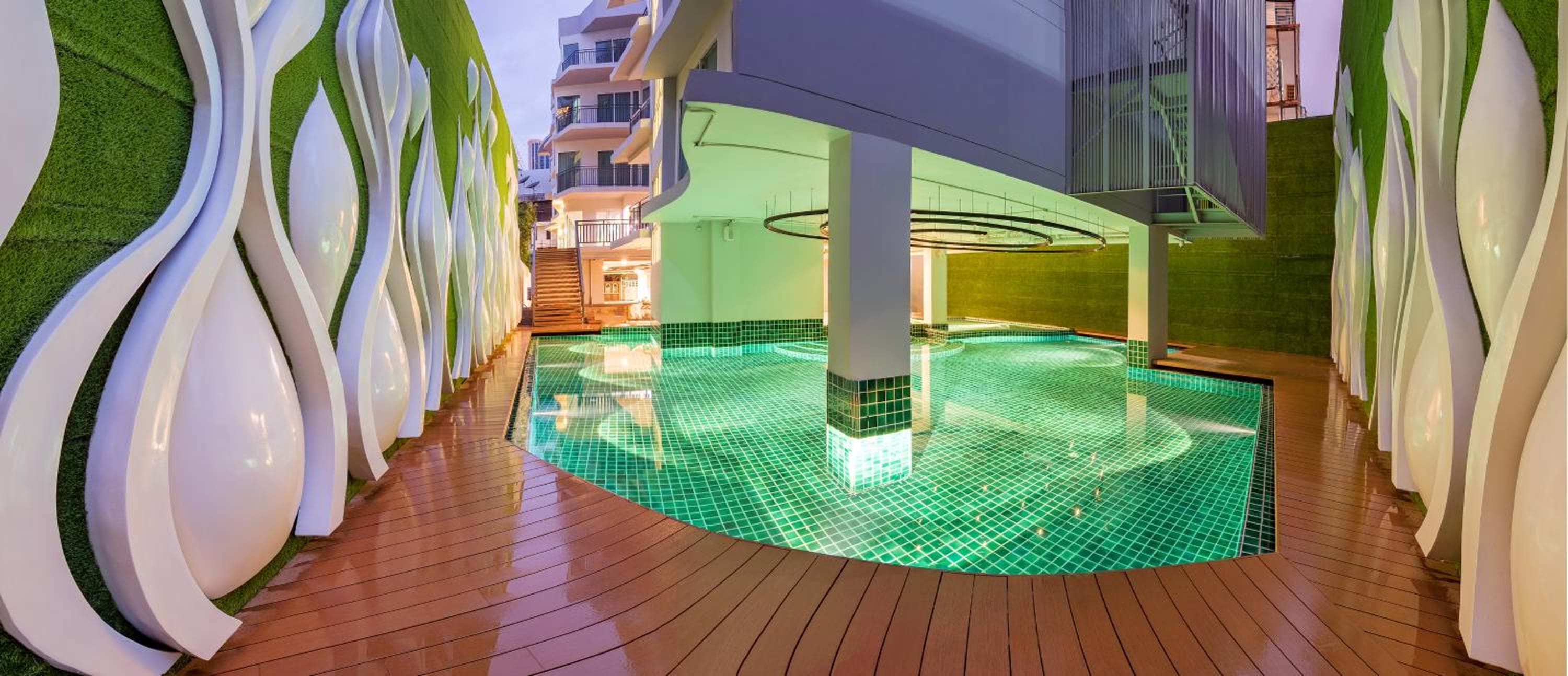 Anajak Bangkok Hotel - SHA Plus — 15