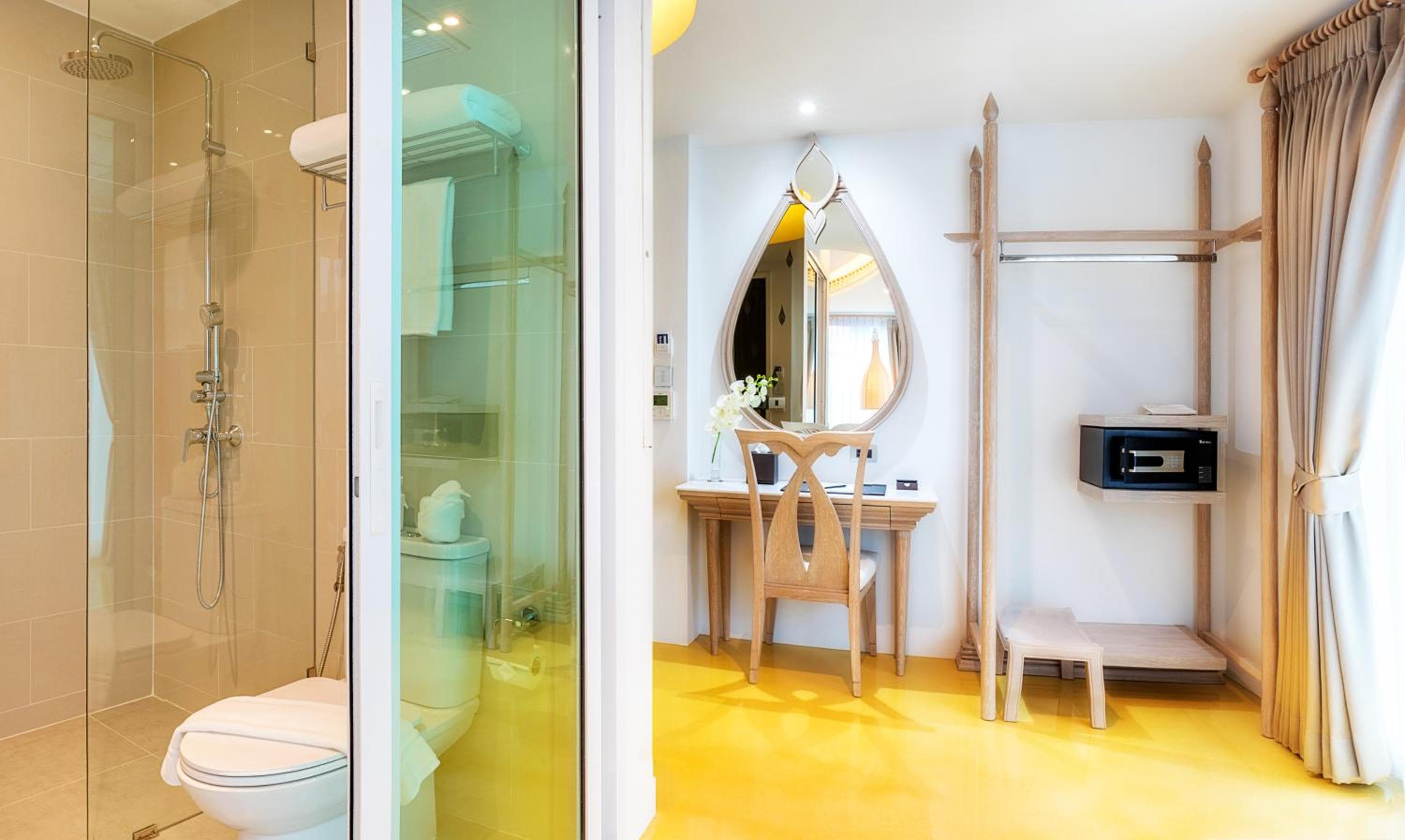 Anajak Bangkok Hotel - SHA Plus — 16
