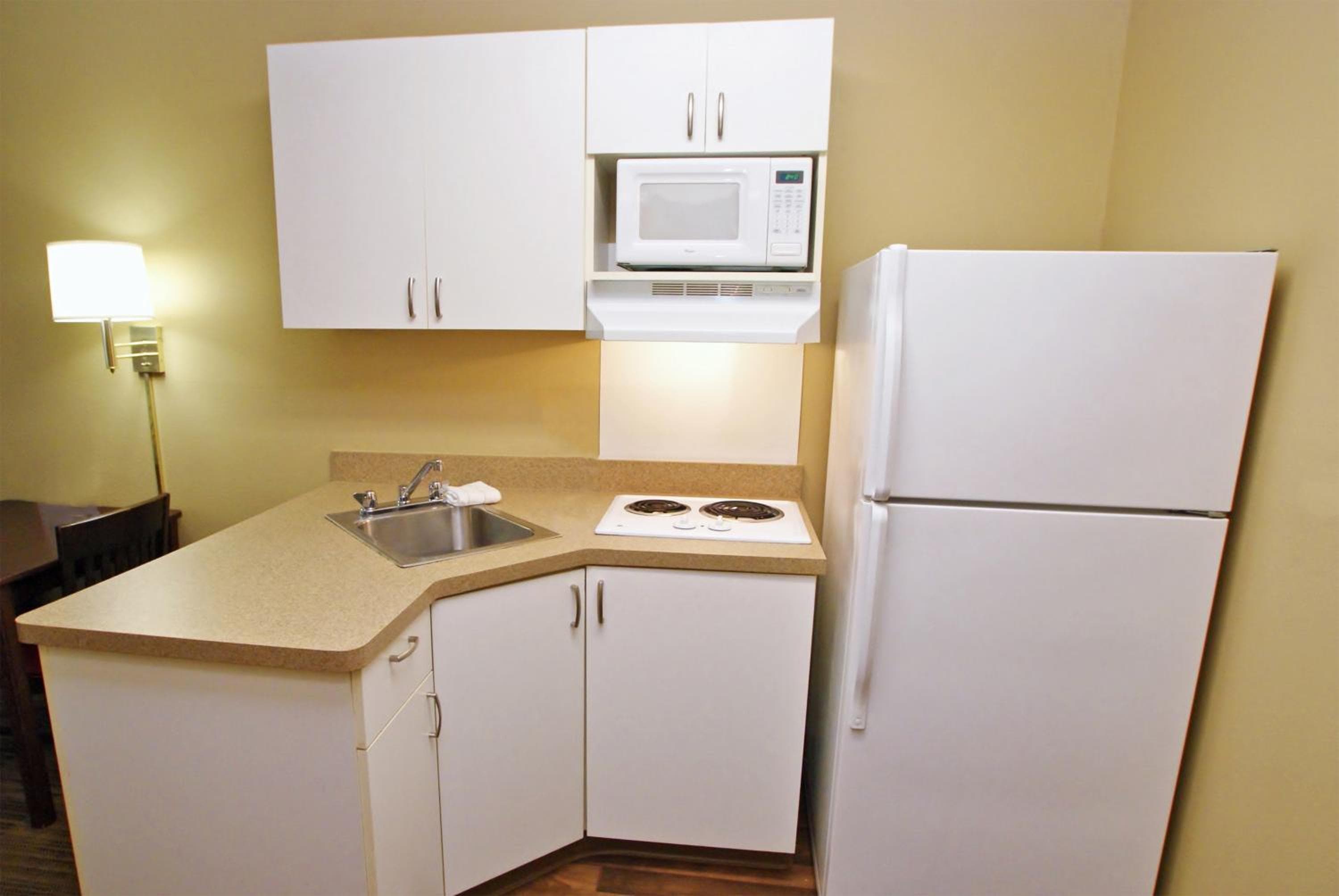 Extended Stay America Select Suites - Tampa - North - USF - Attractions — 29