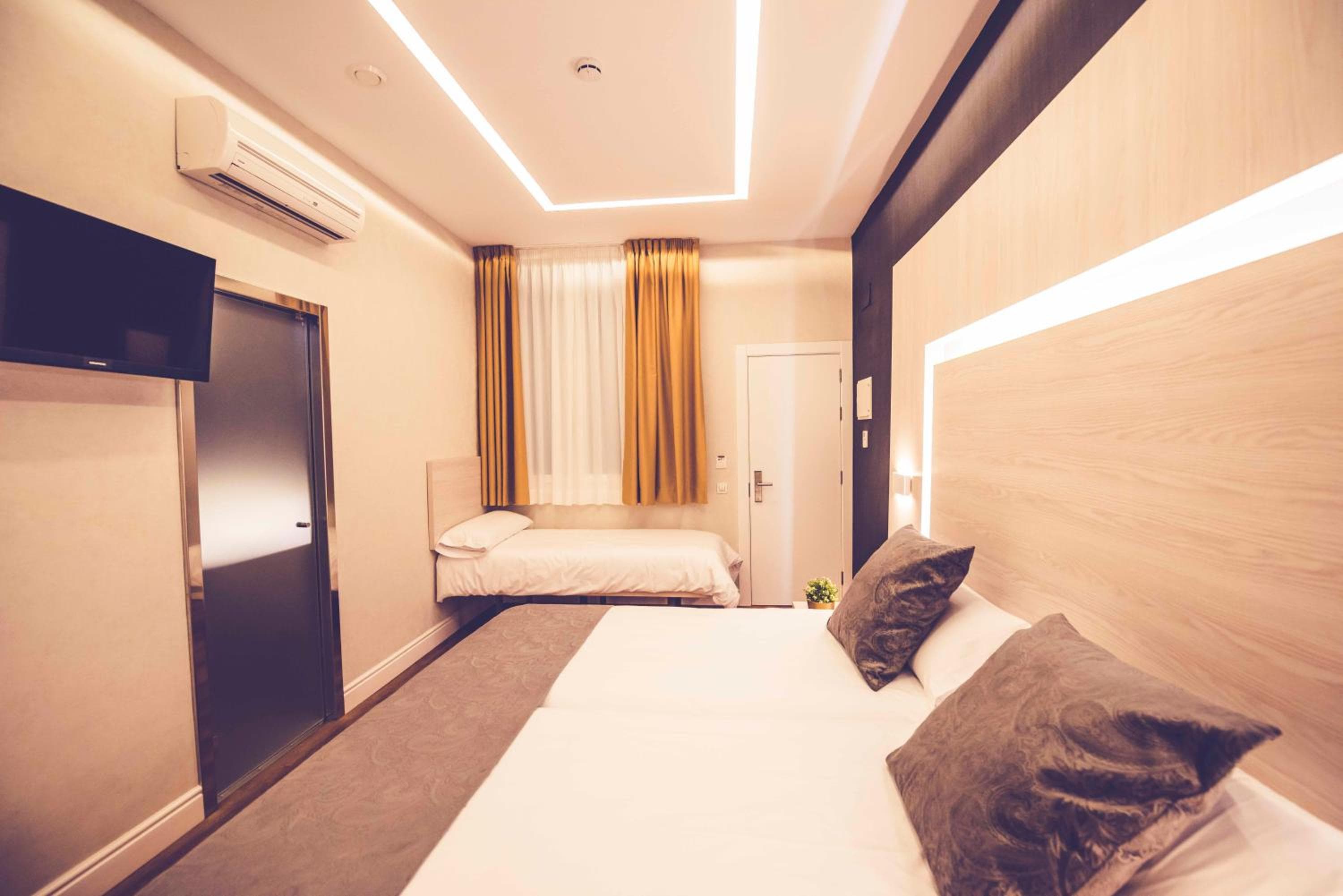 Hostal Lisboa — 8