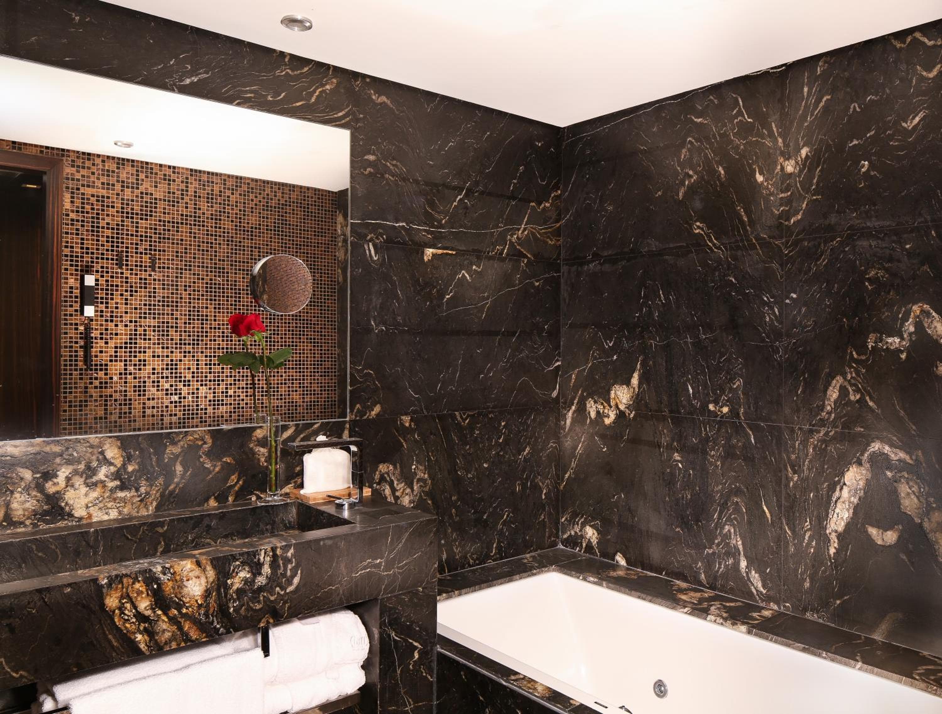 Claris Hotel & Spa GL, a Small Luxury Hotel of the World — 17