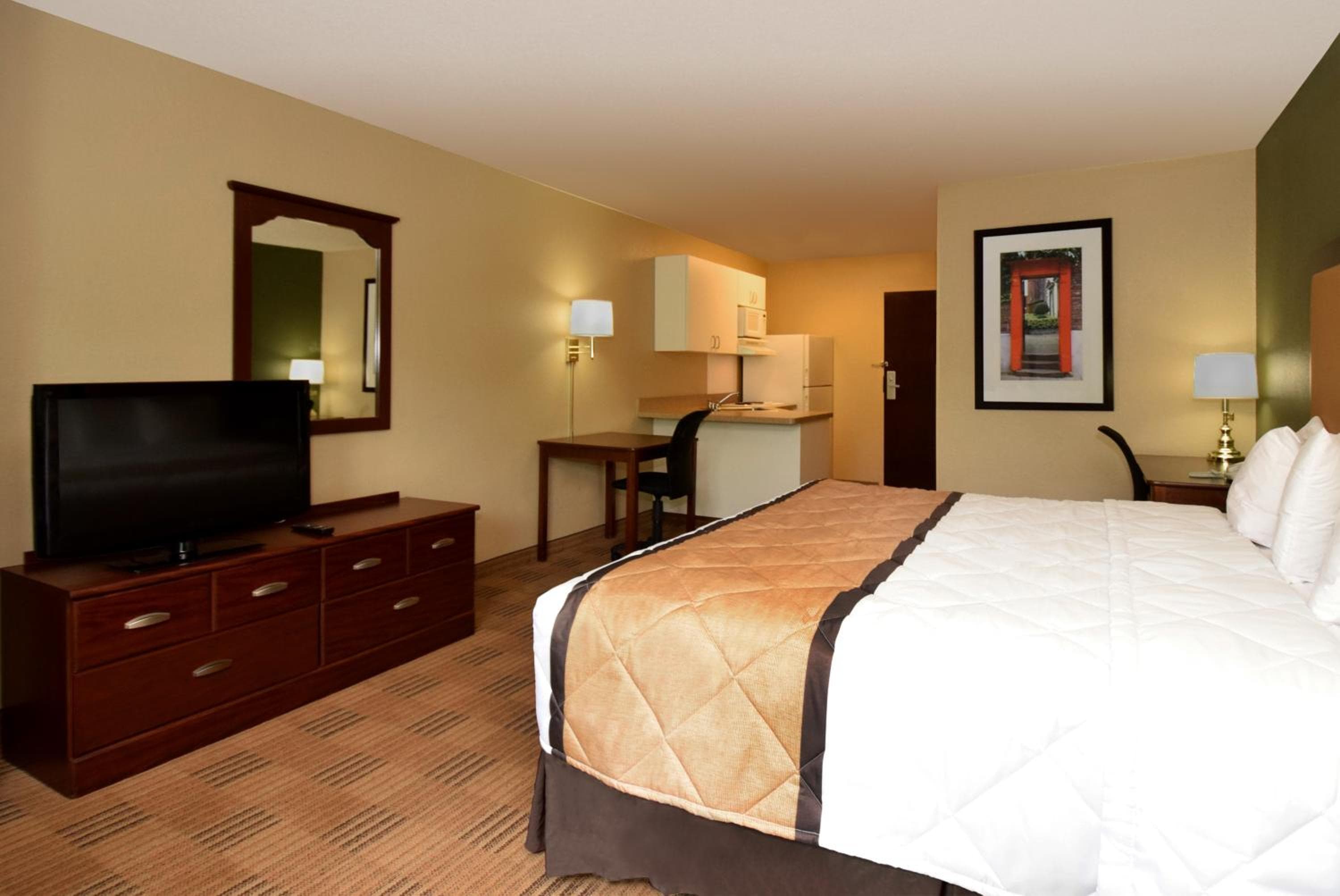 Extended Stay America Premier Suites - Miami - Airport - Doral - 87th Avenue South — 28