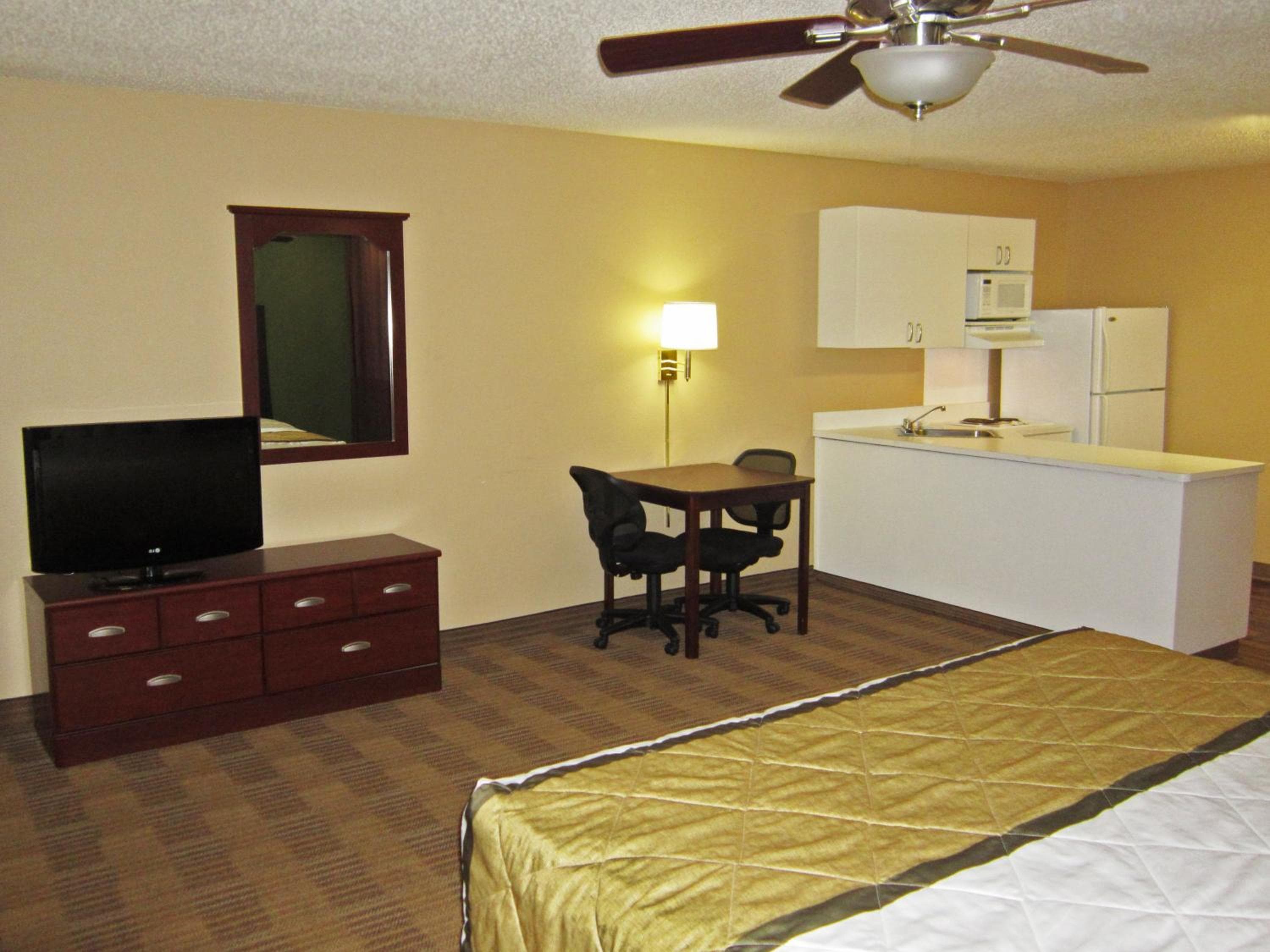 Extended Stay America Suites - Orlando - Parques temáticos de Orlando - Major Blvd — 22