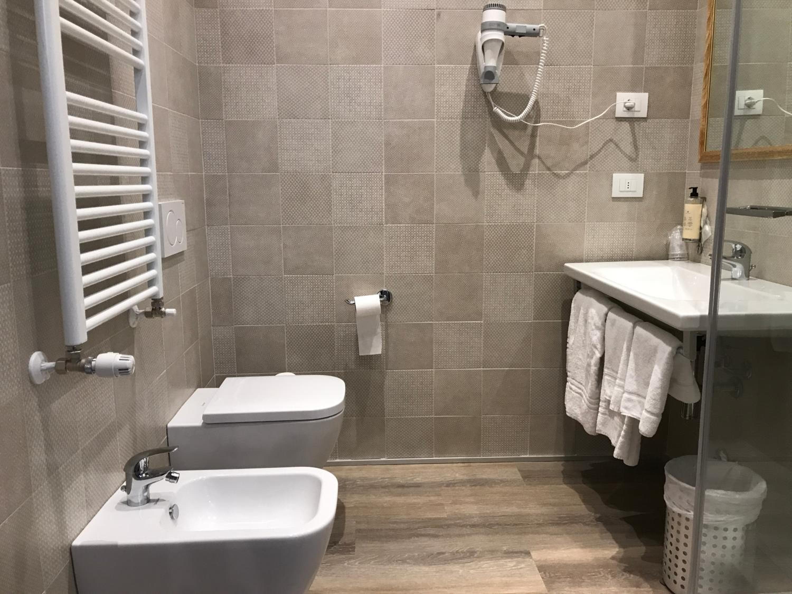 Hotel Bernina — 2
