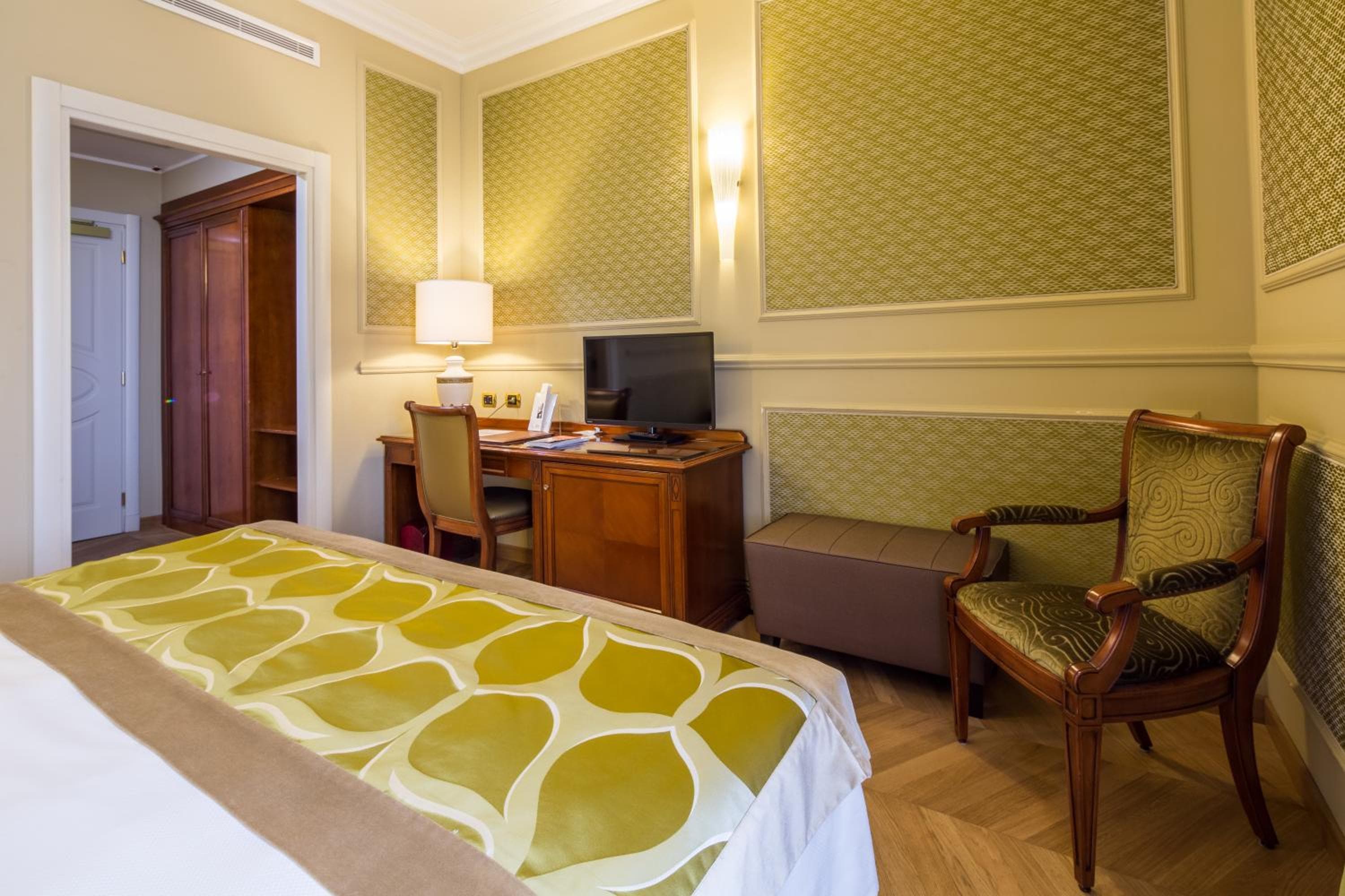 Grand Visconti Palace hotel, Viale Isonzo 14, Milan, Italy — photo 13