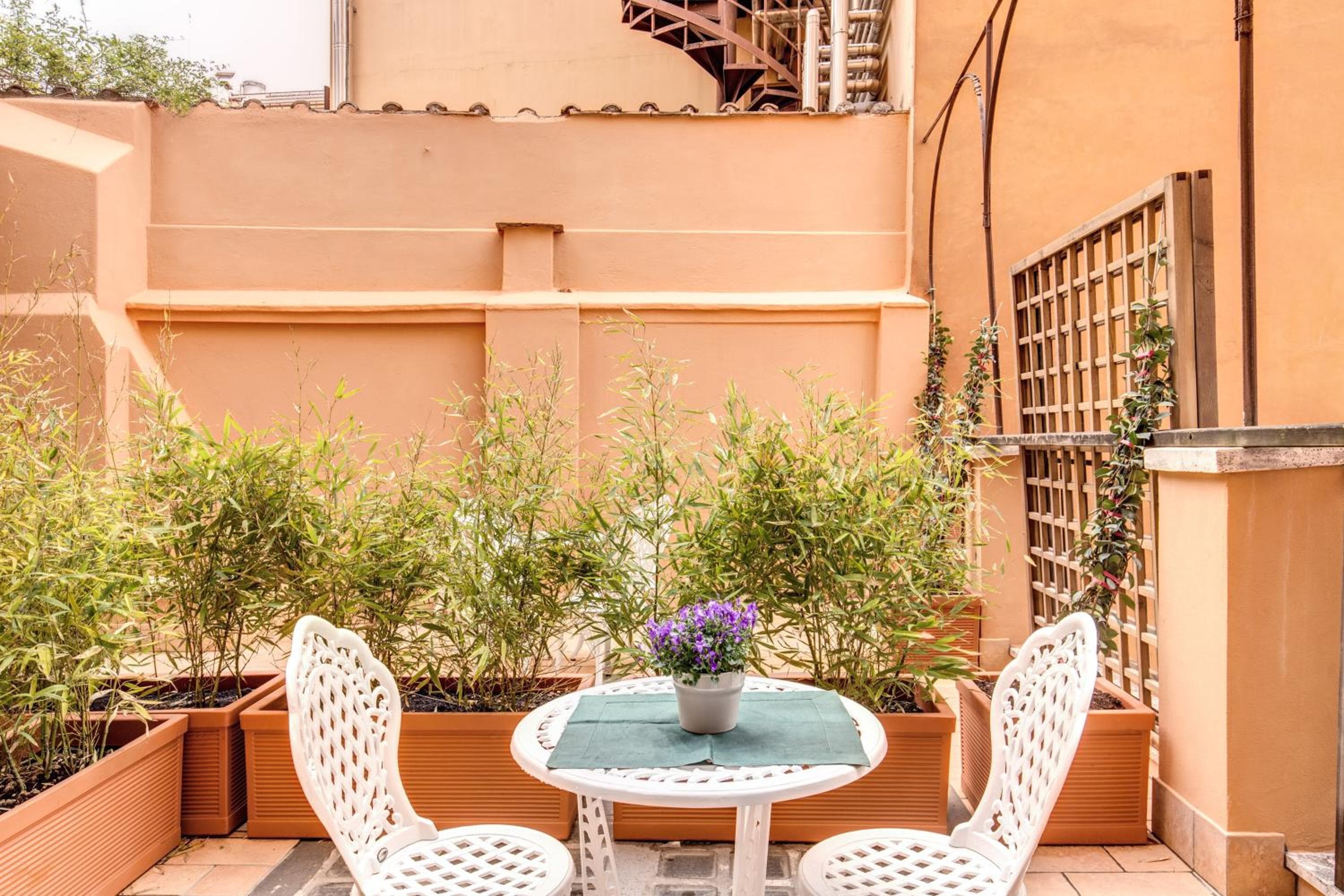 Charme Spagna Boutique Hotel — 28
