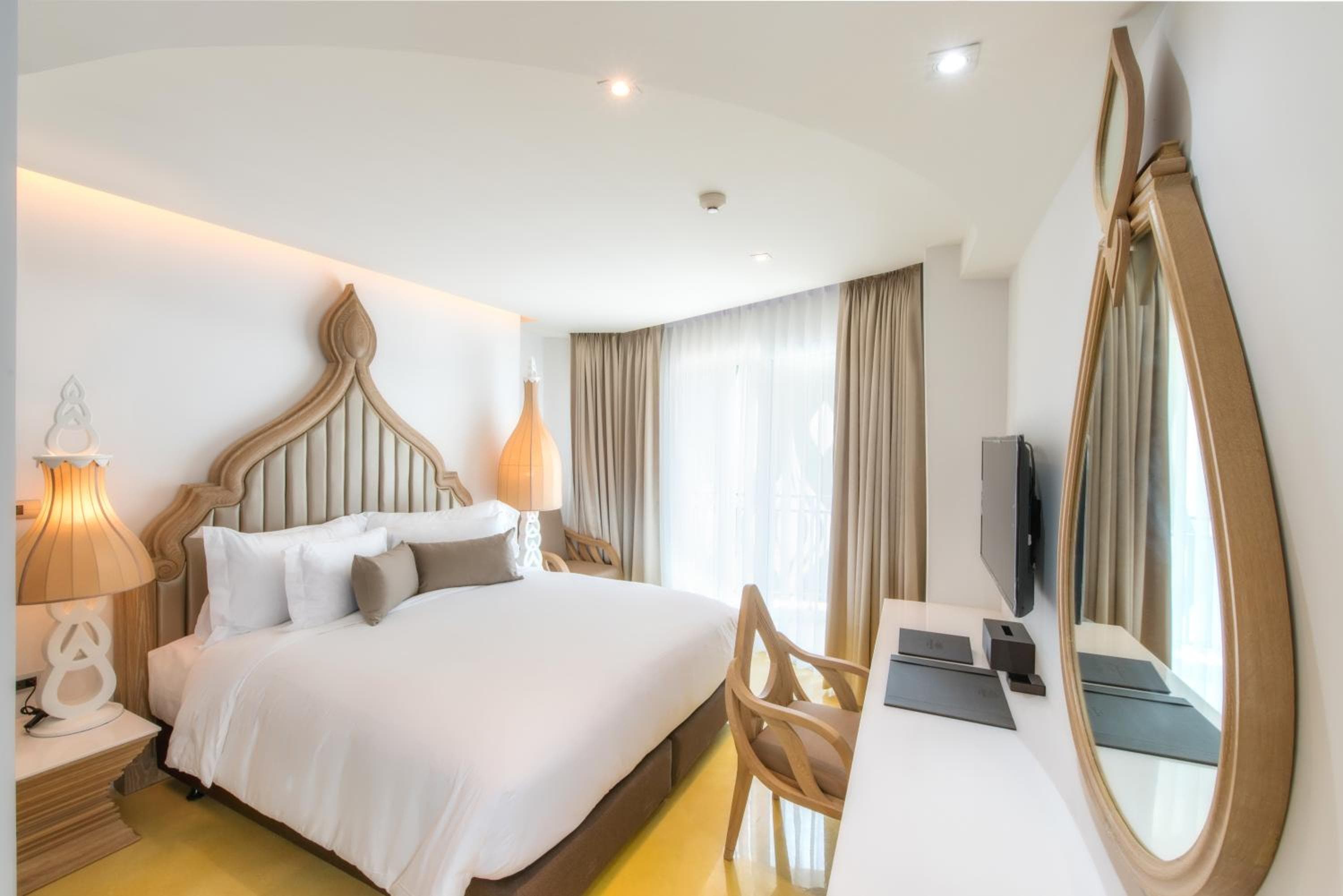 Anajak Bangkok Hotel - SHA Plus — 6