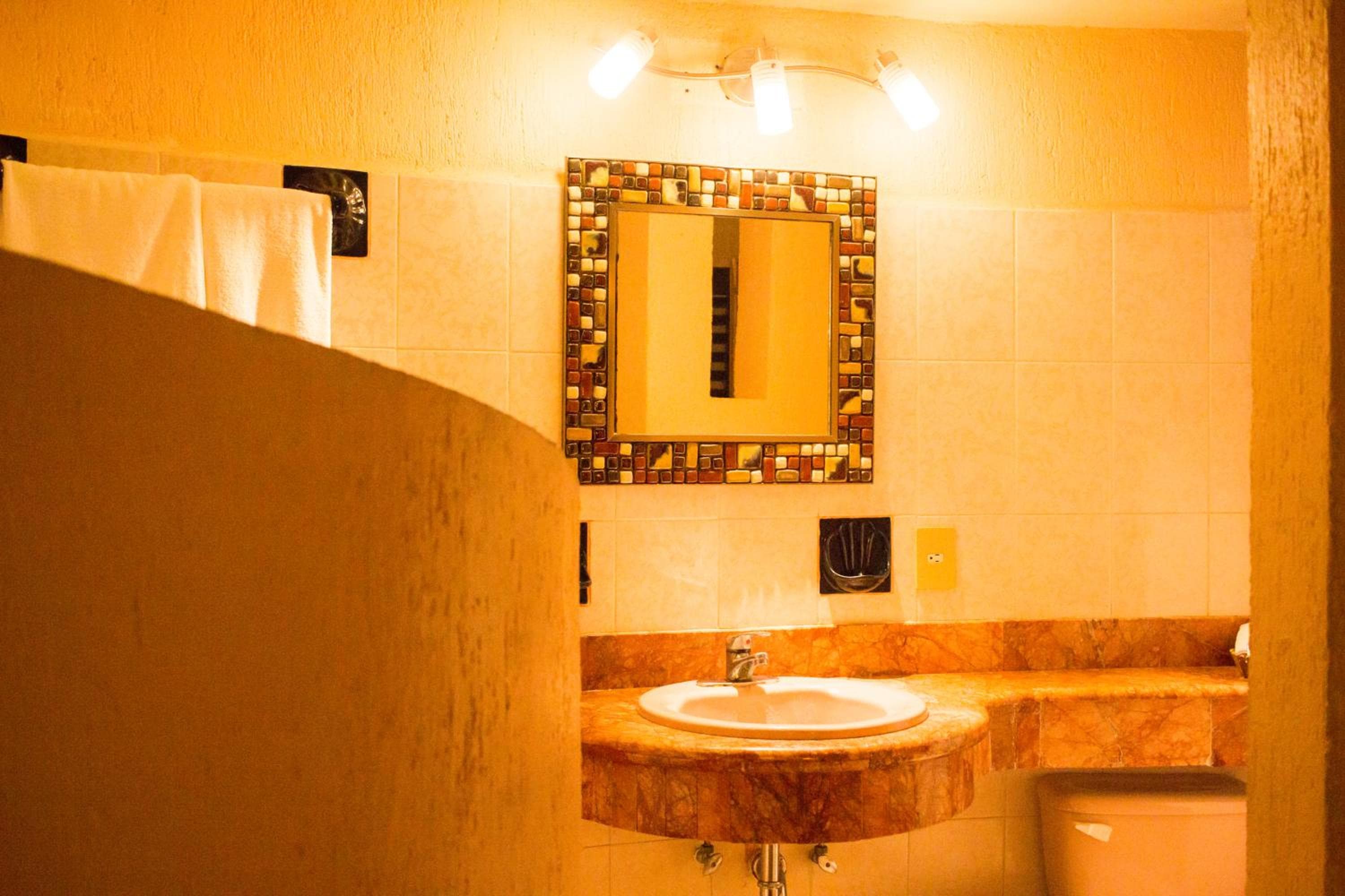 Cocos Cabañas Playa del Carmen Solo adulti — 26