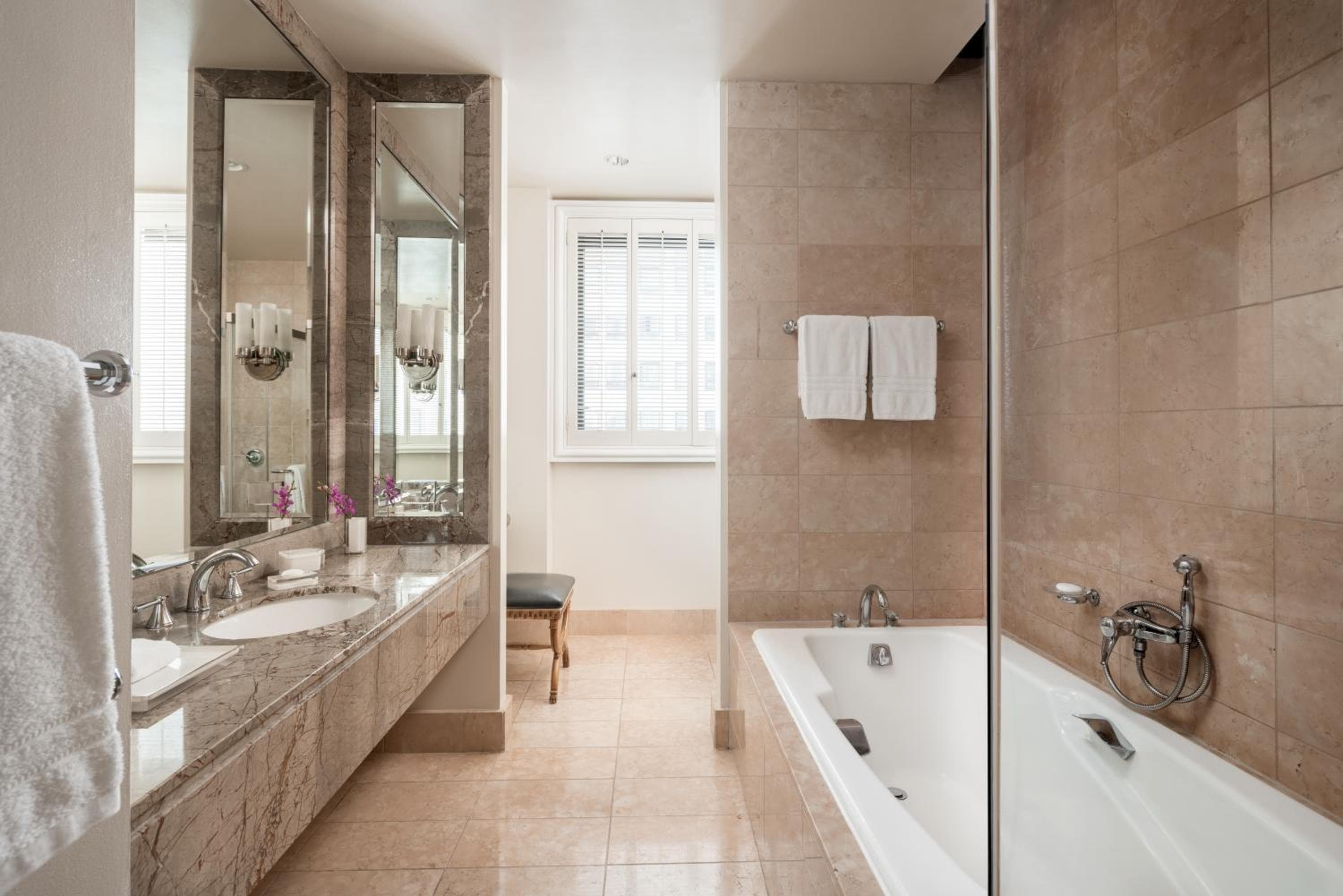 Beverly Wilshire, Beverly Hills, A Four Seasons Hotel — 11
