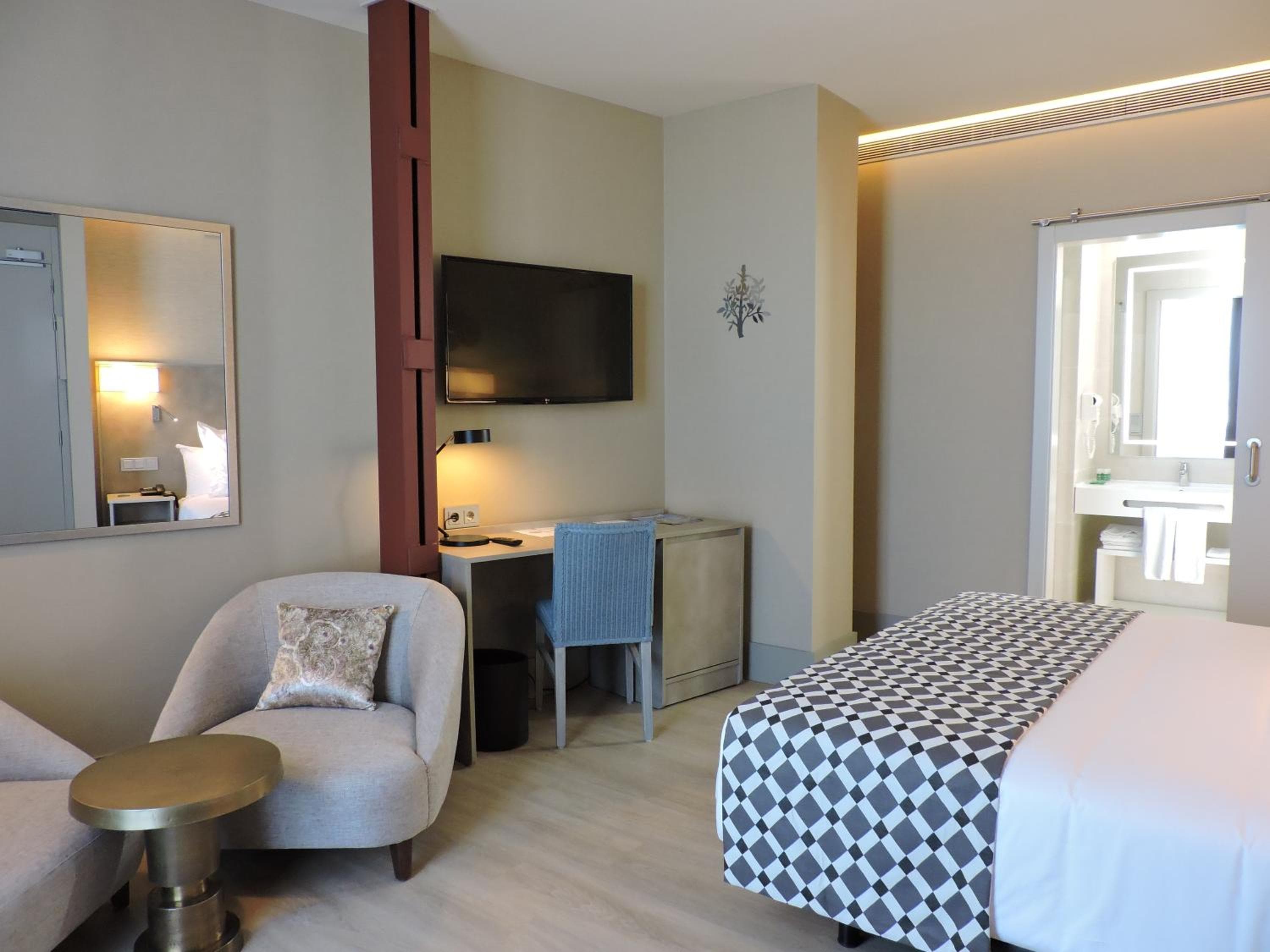 Hotel América Sevilla — 7