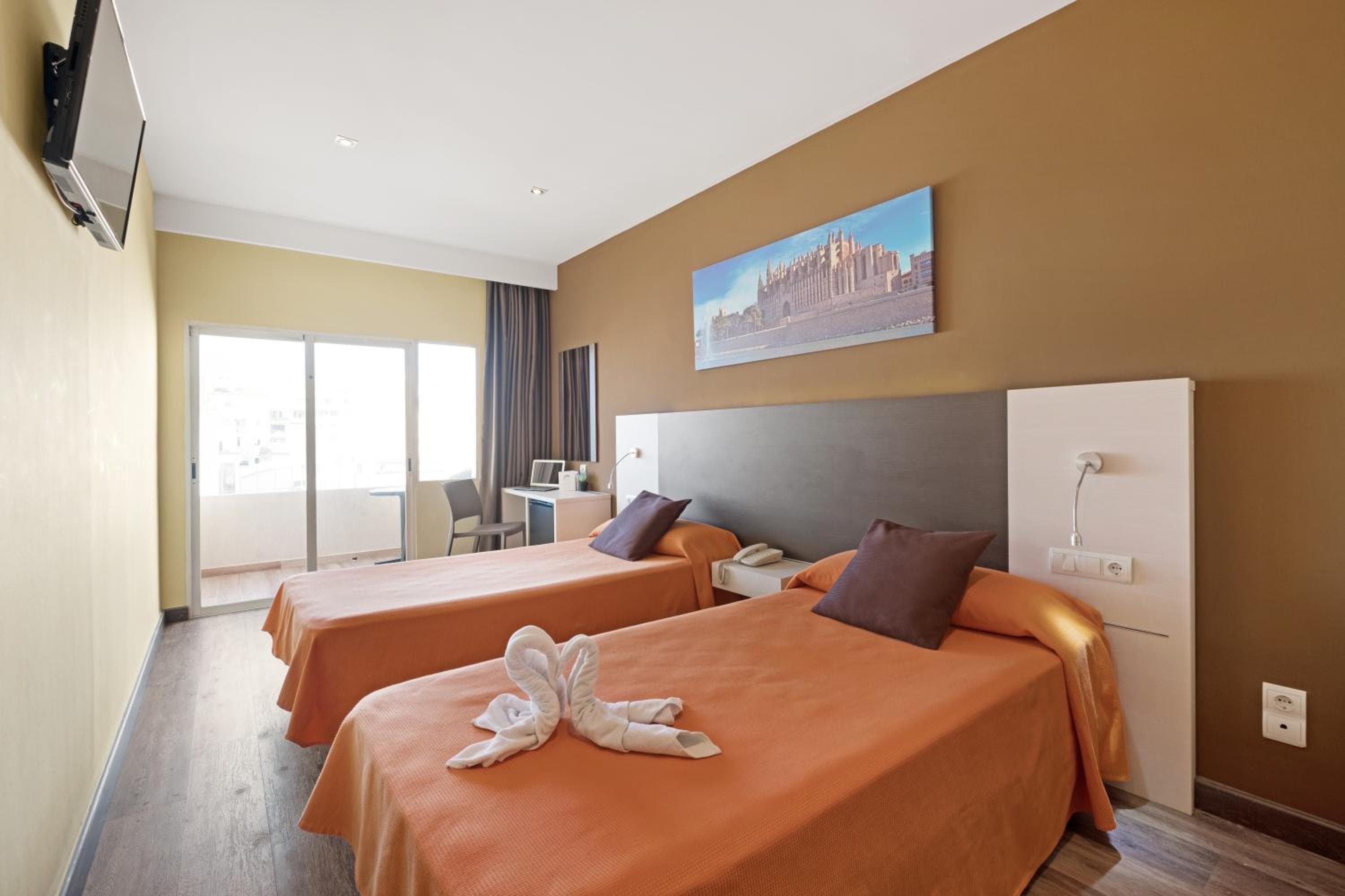 Abelux - Hotel — 25