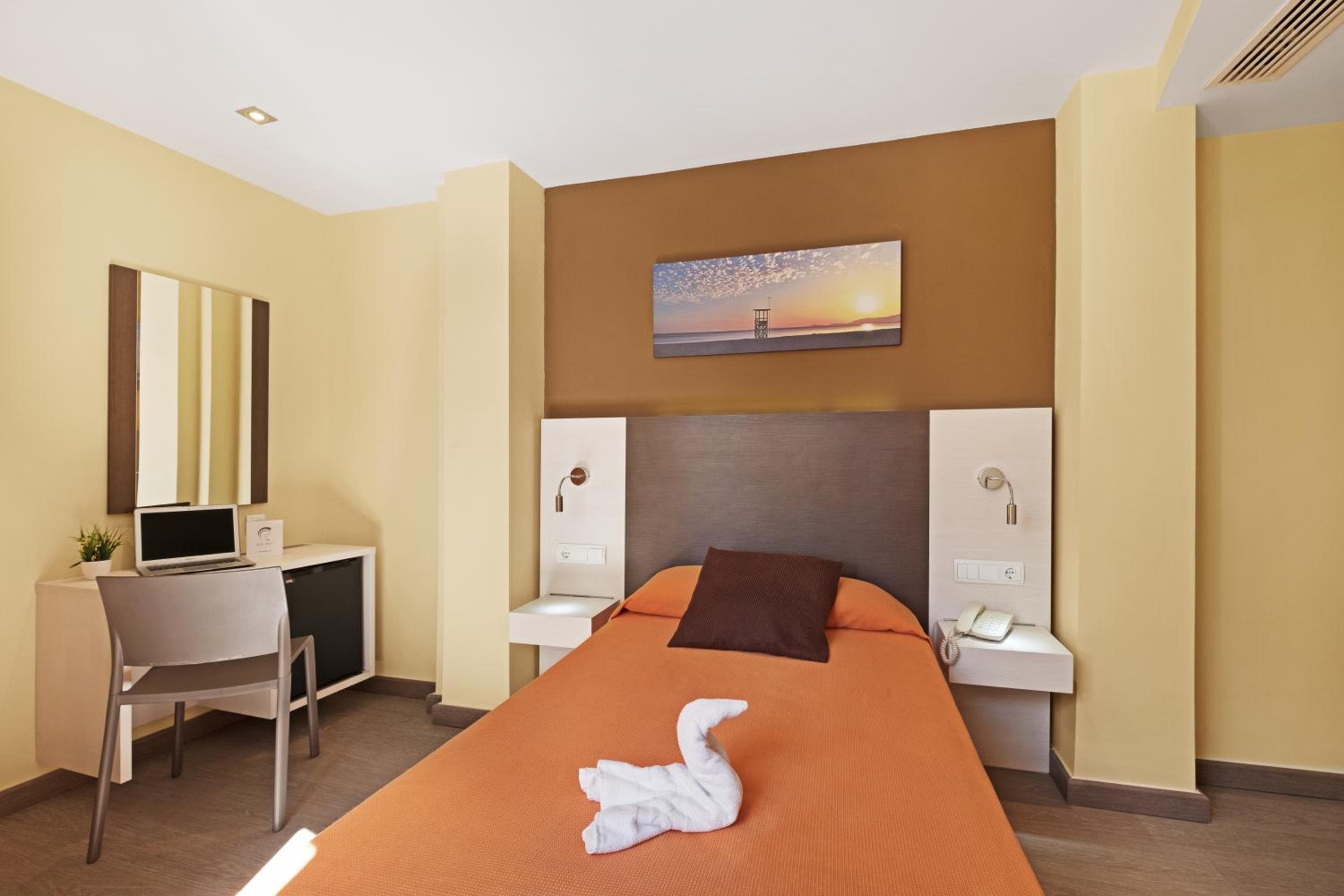 Abelux - Hotel — 21