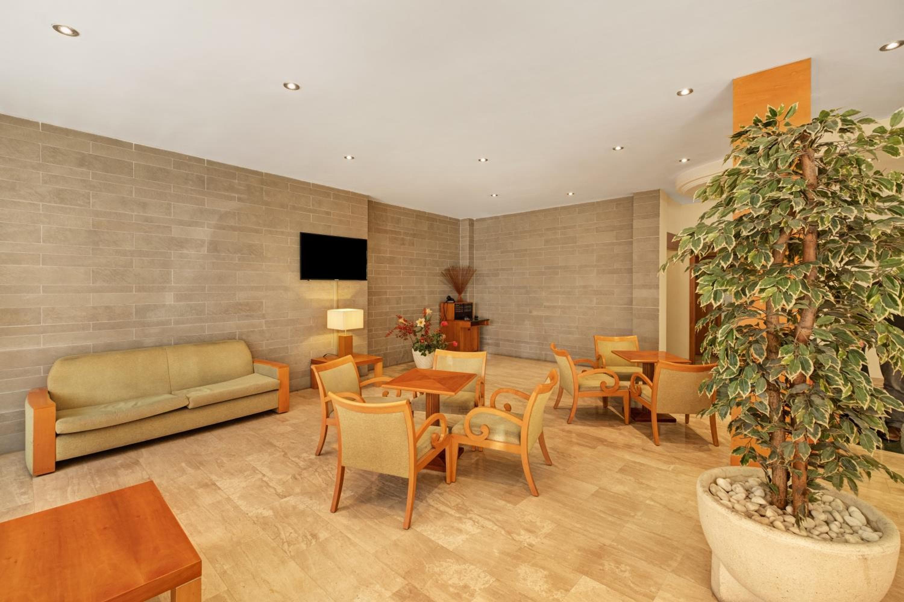 Abelux - Hotel — 2