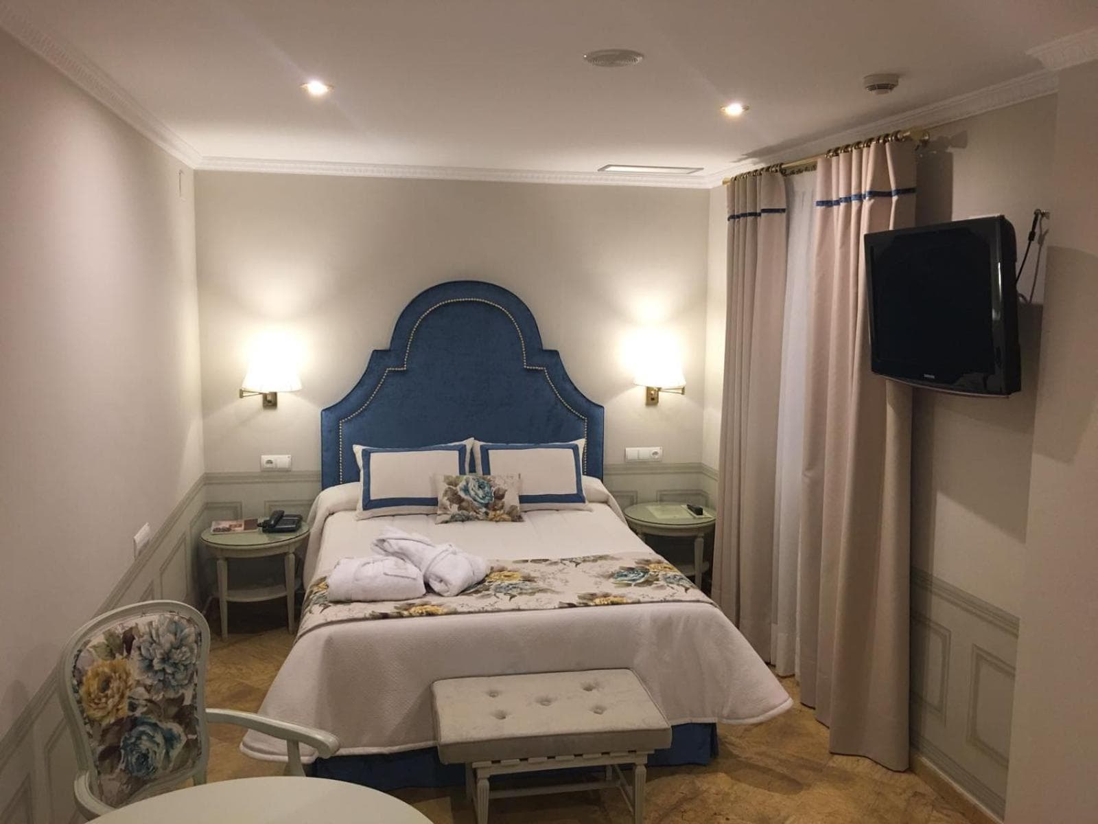 Adriano Boutique Sevilla — 23