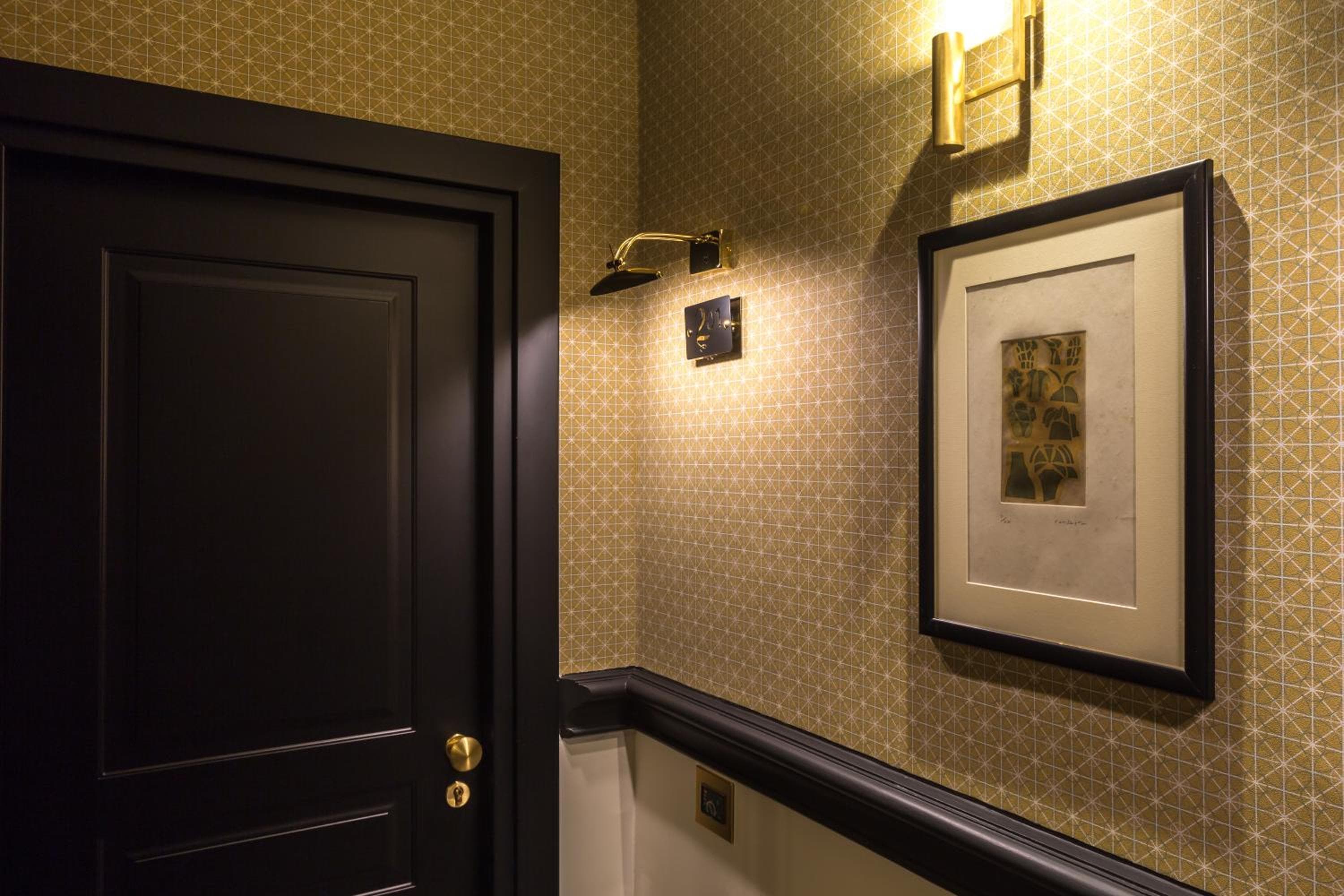 Das H'All Tailor Suite Rom — 11