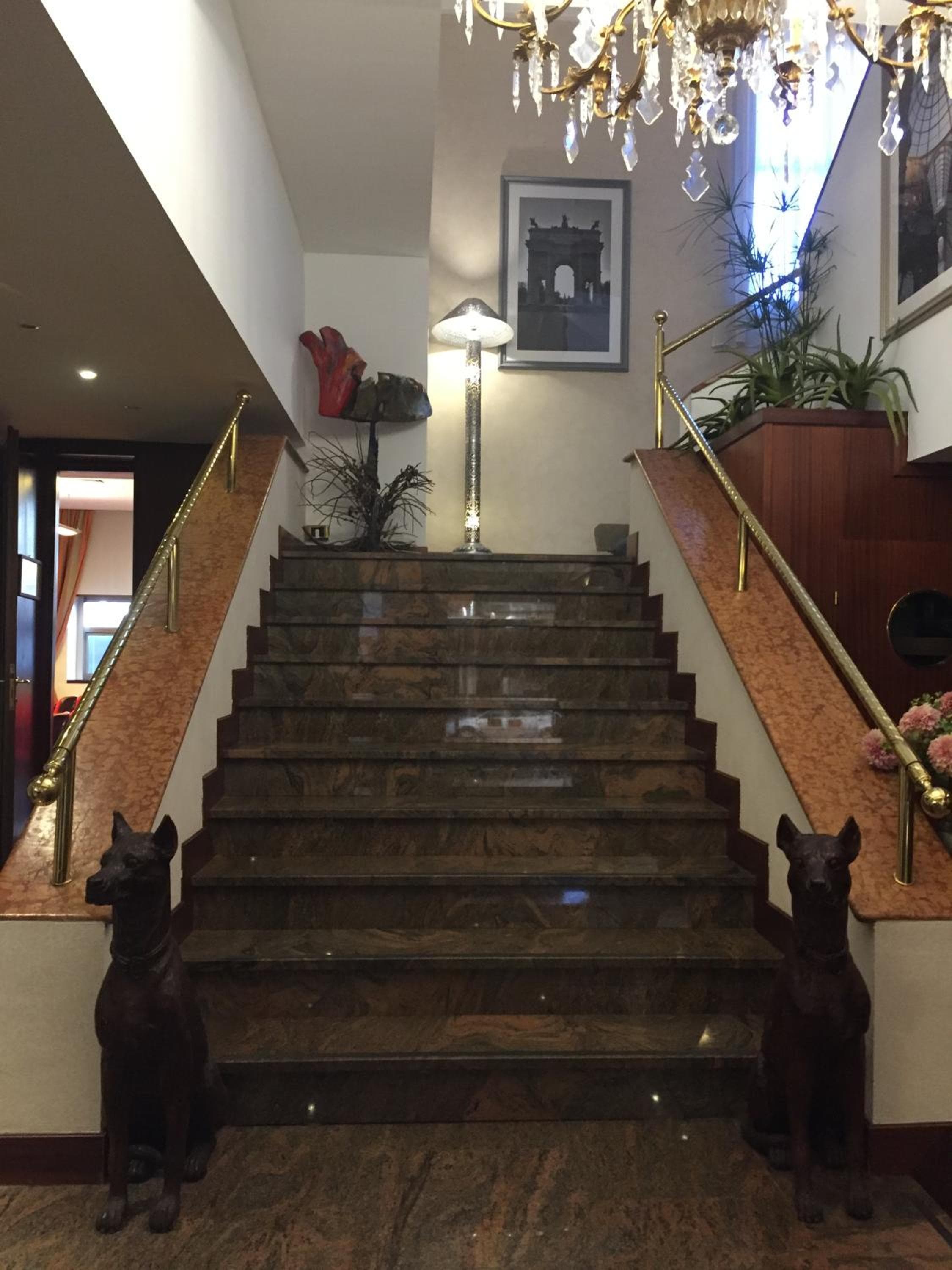 Hotel Bristol — 16