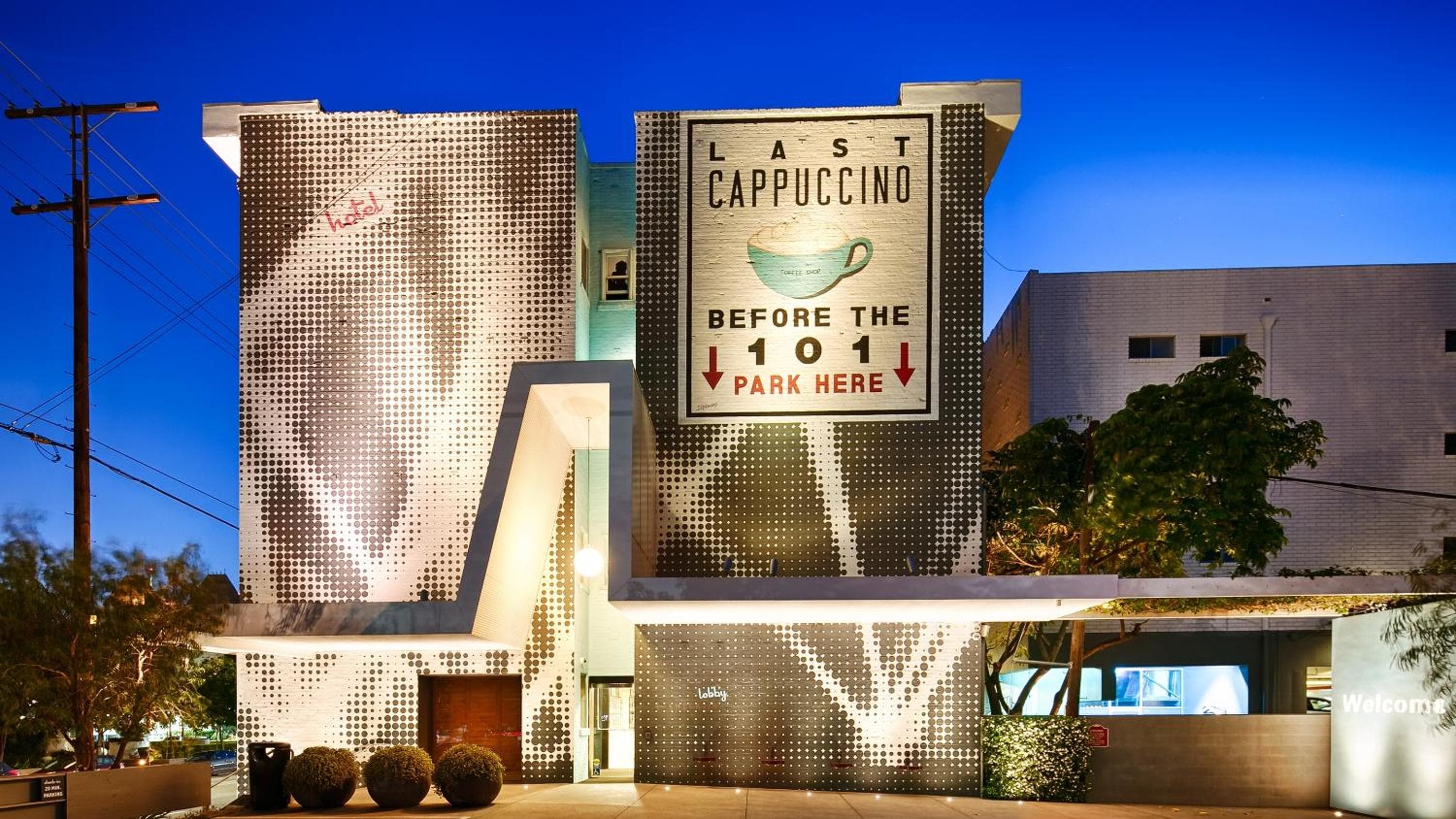 The Hollywood Franklin Hotel near Universal Studios — 1