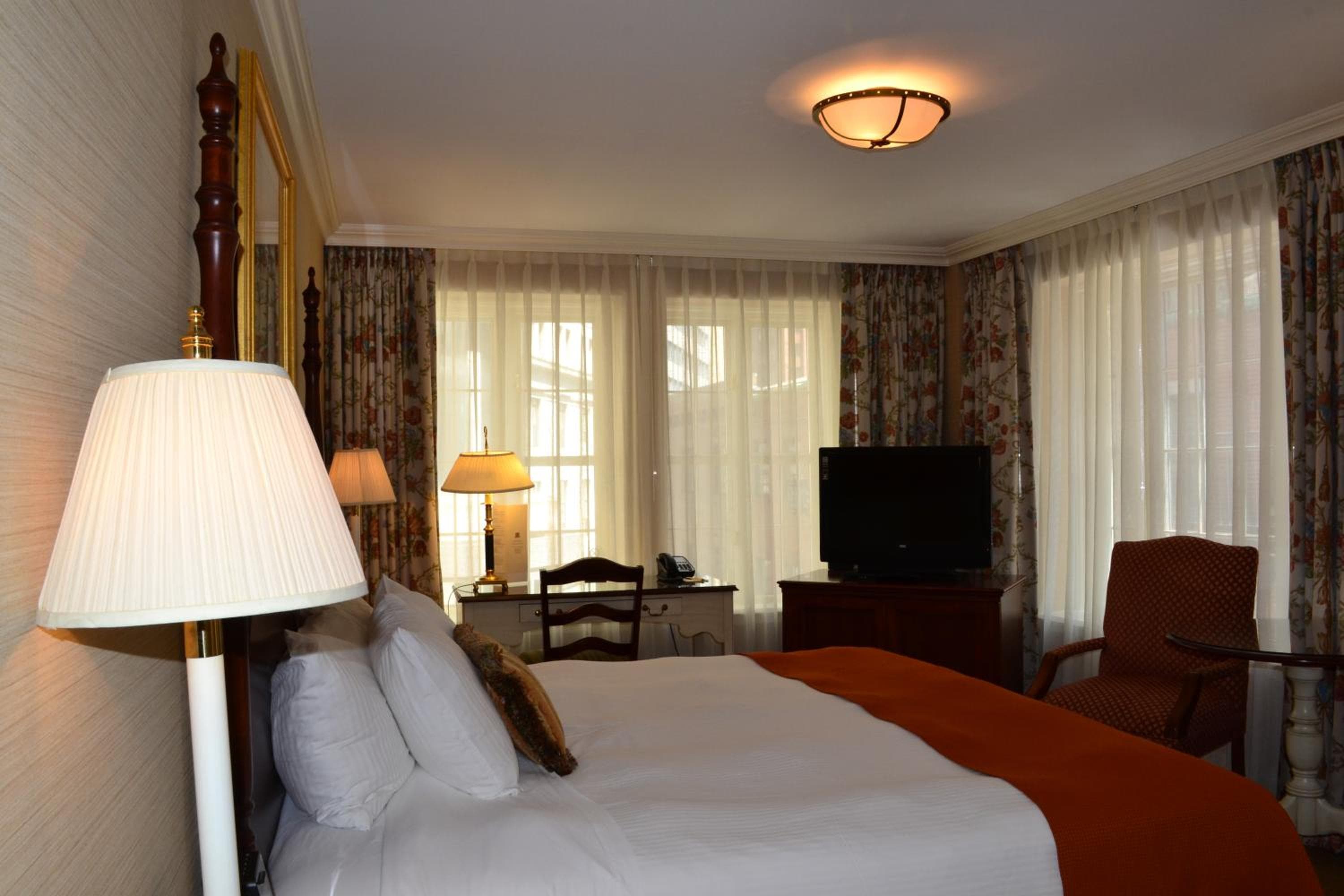 Das Wall Street Inn — 11