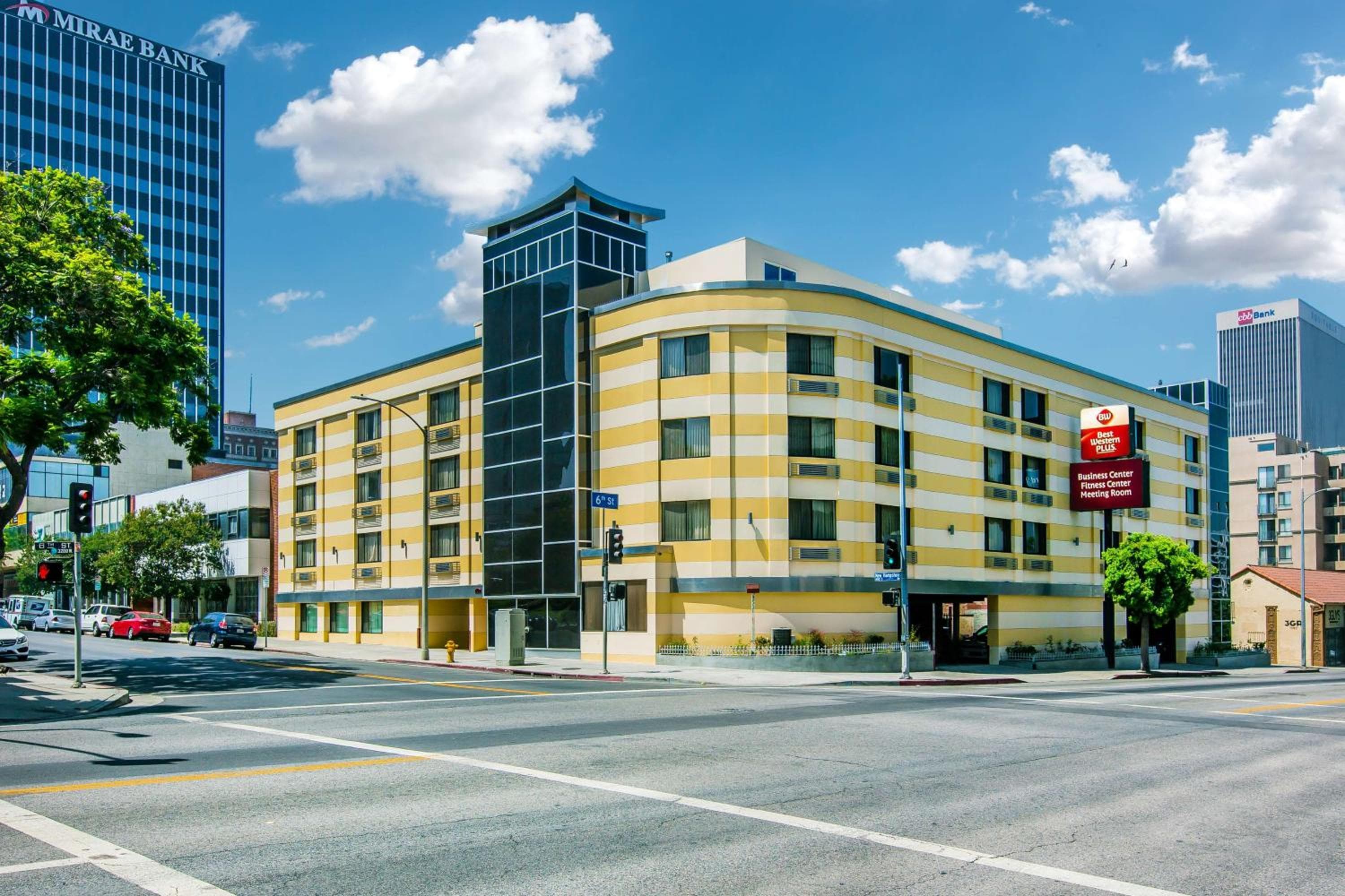 Best Western Plus LA Mid-Town Hotel — 1