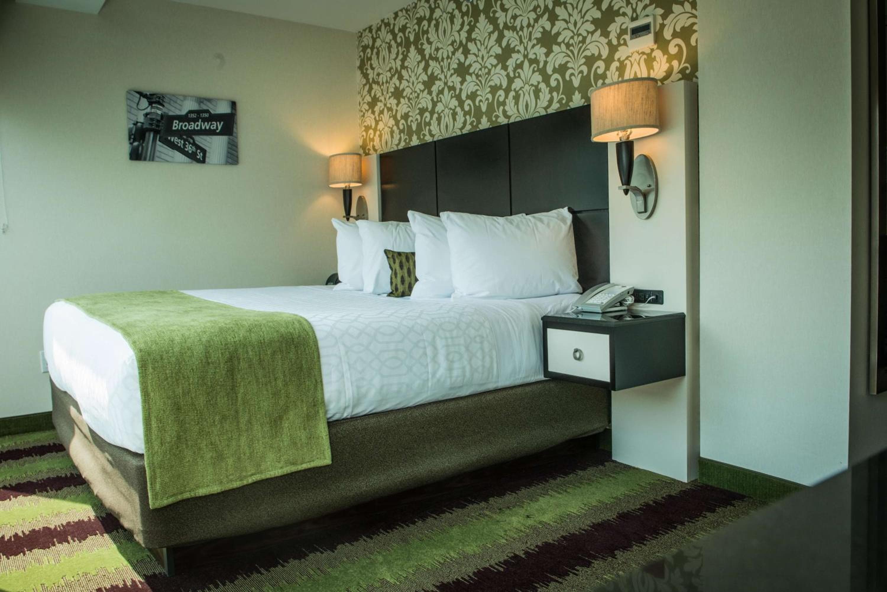 Best Western Premier Herald Square — 22