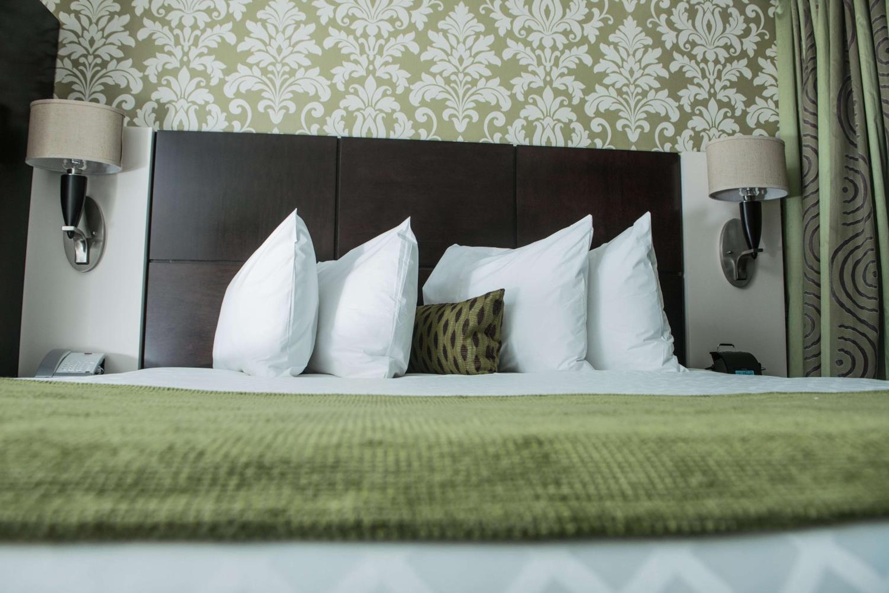 Best Western Premier Herald Square — 24