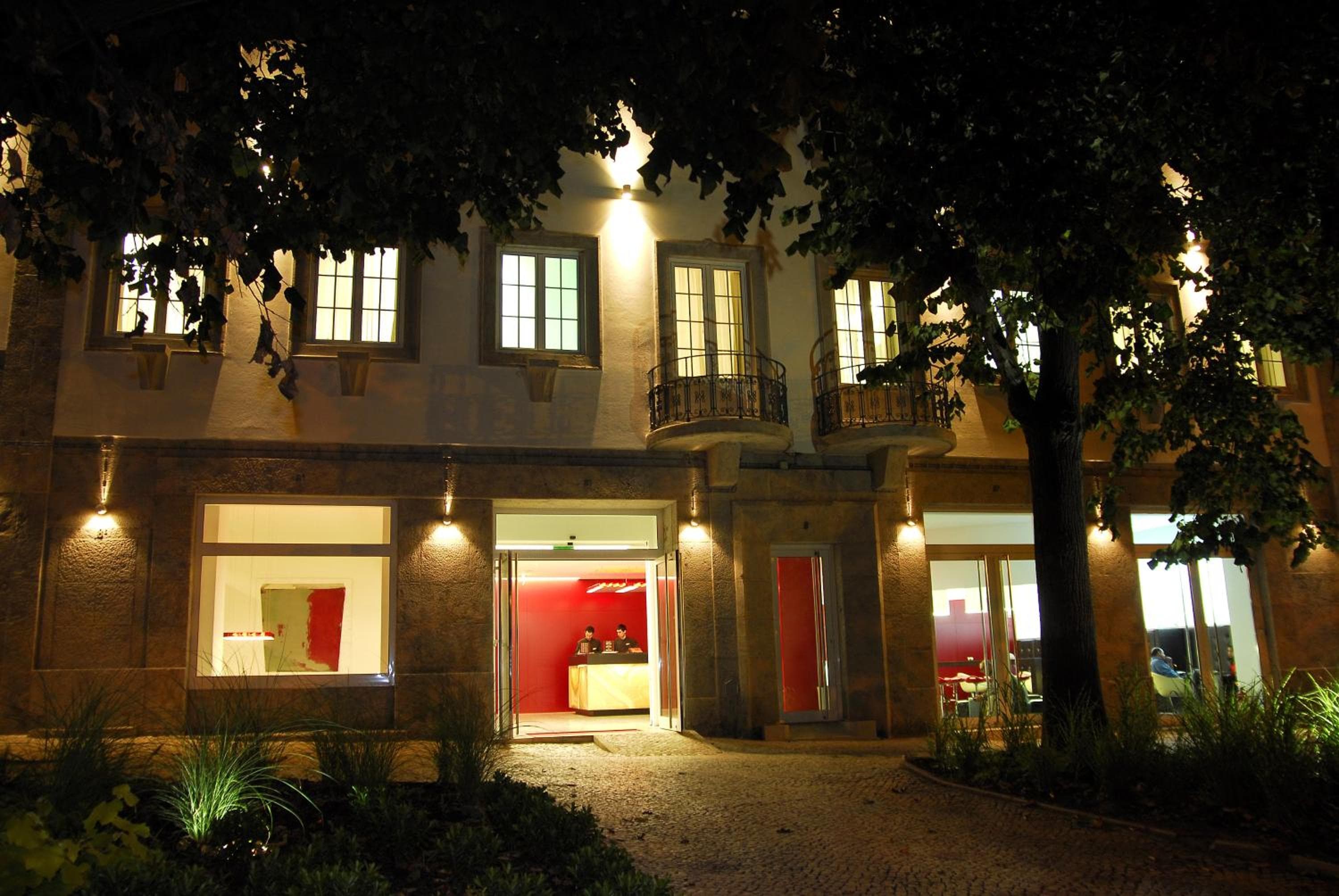 Hotel Jerónimos 8 — 24