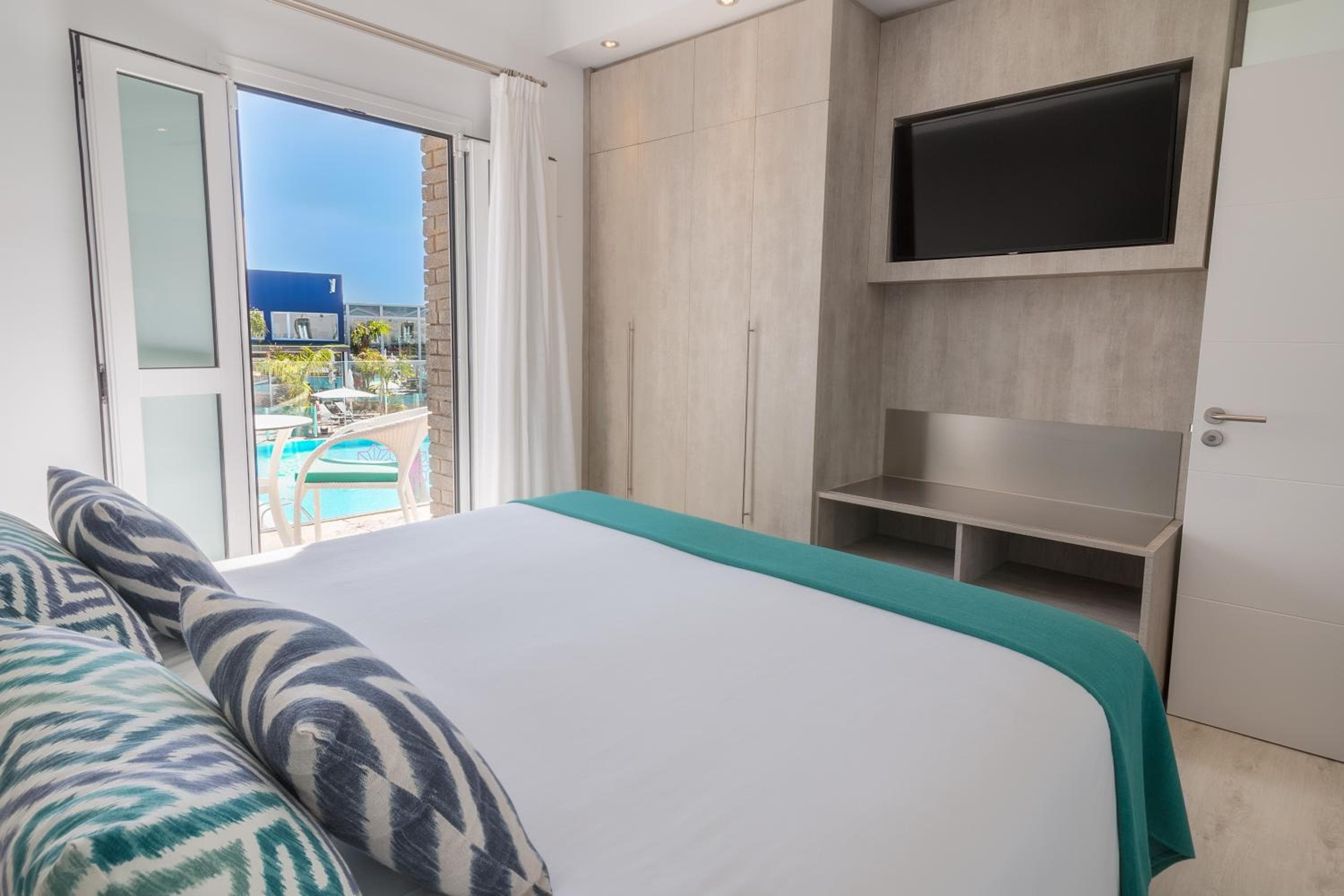Hotel LIVVO Los Calderones - Adults recommended — 3