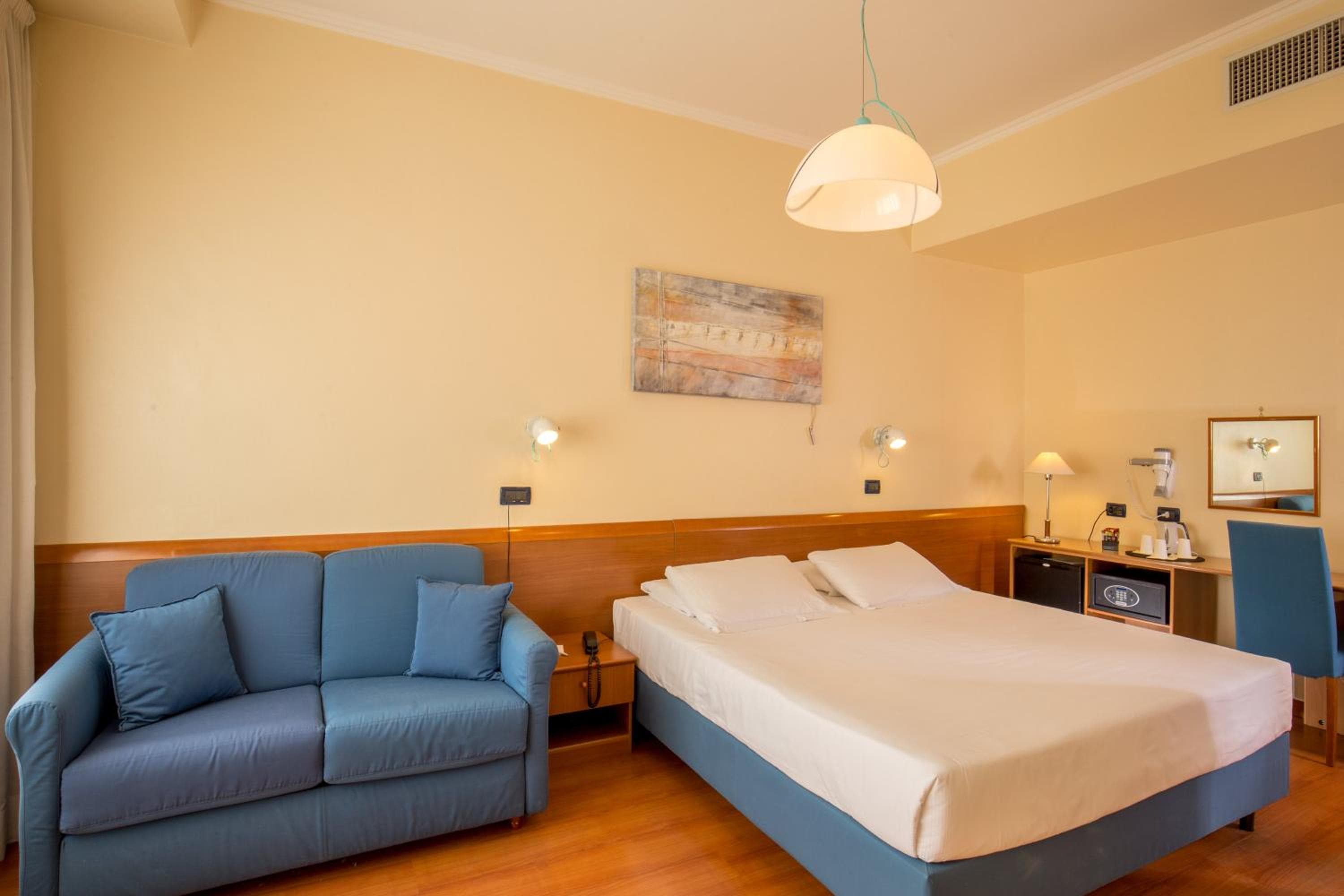 Best Western Plus Hotel Globus — 27