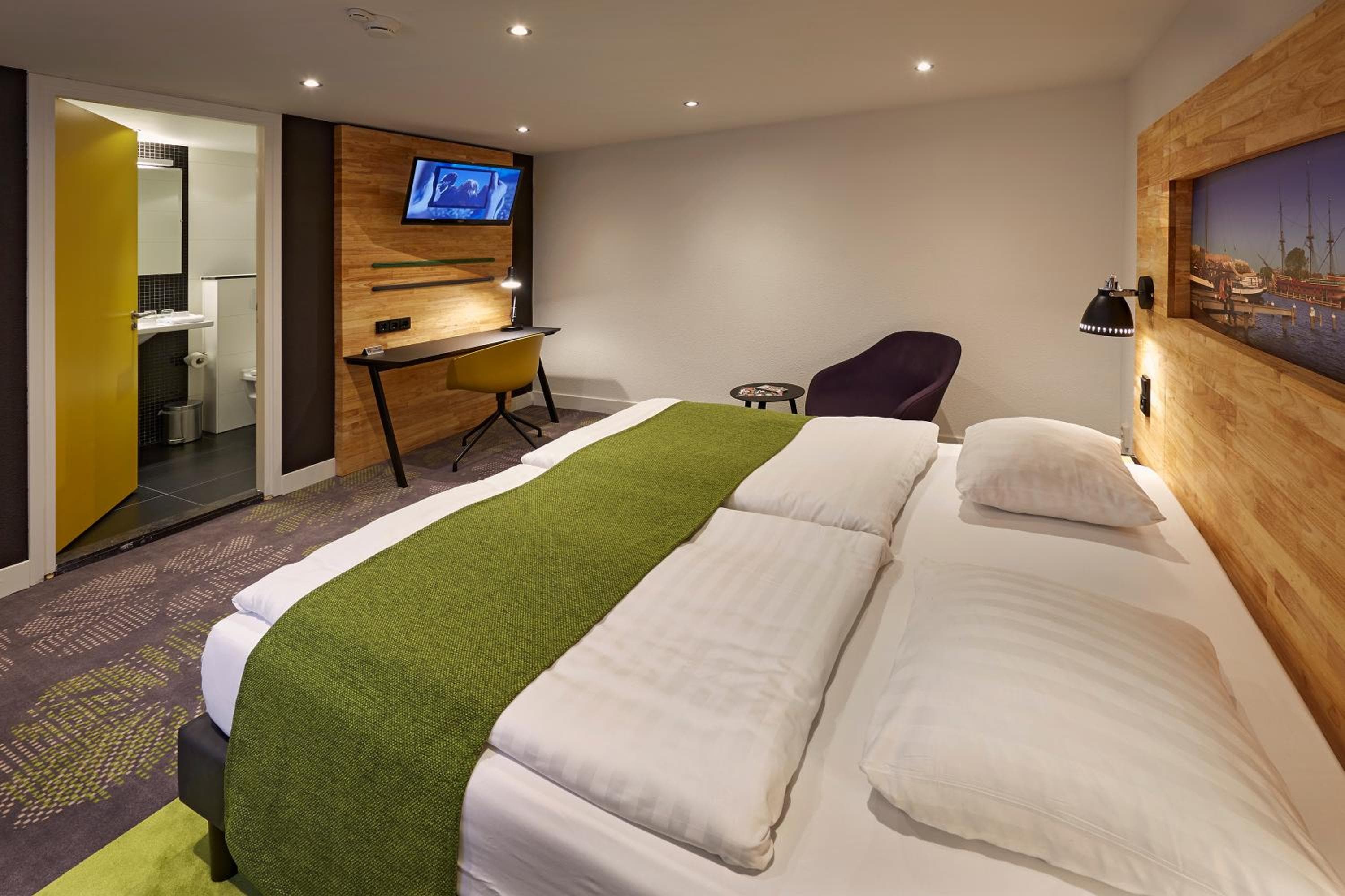 Nova Hotel — 30