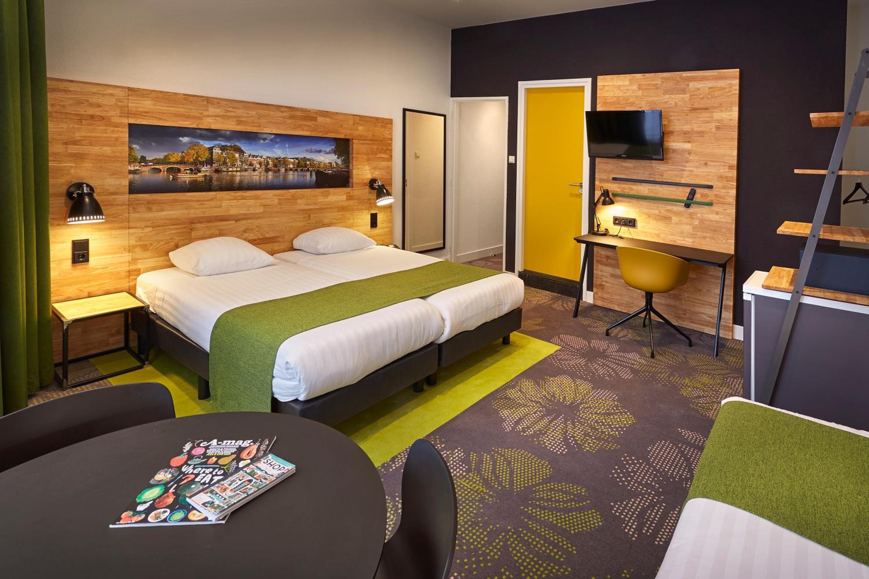 Nova Hotel — 4