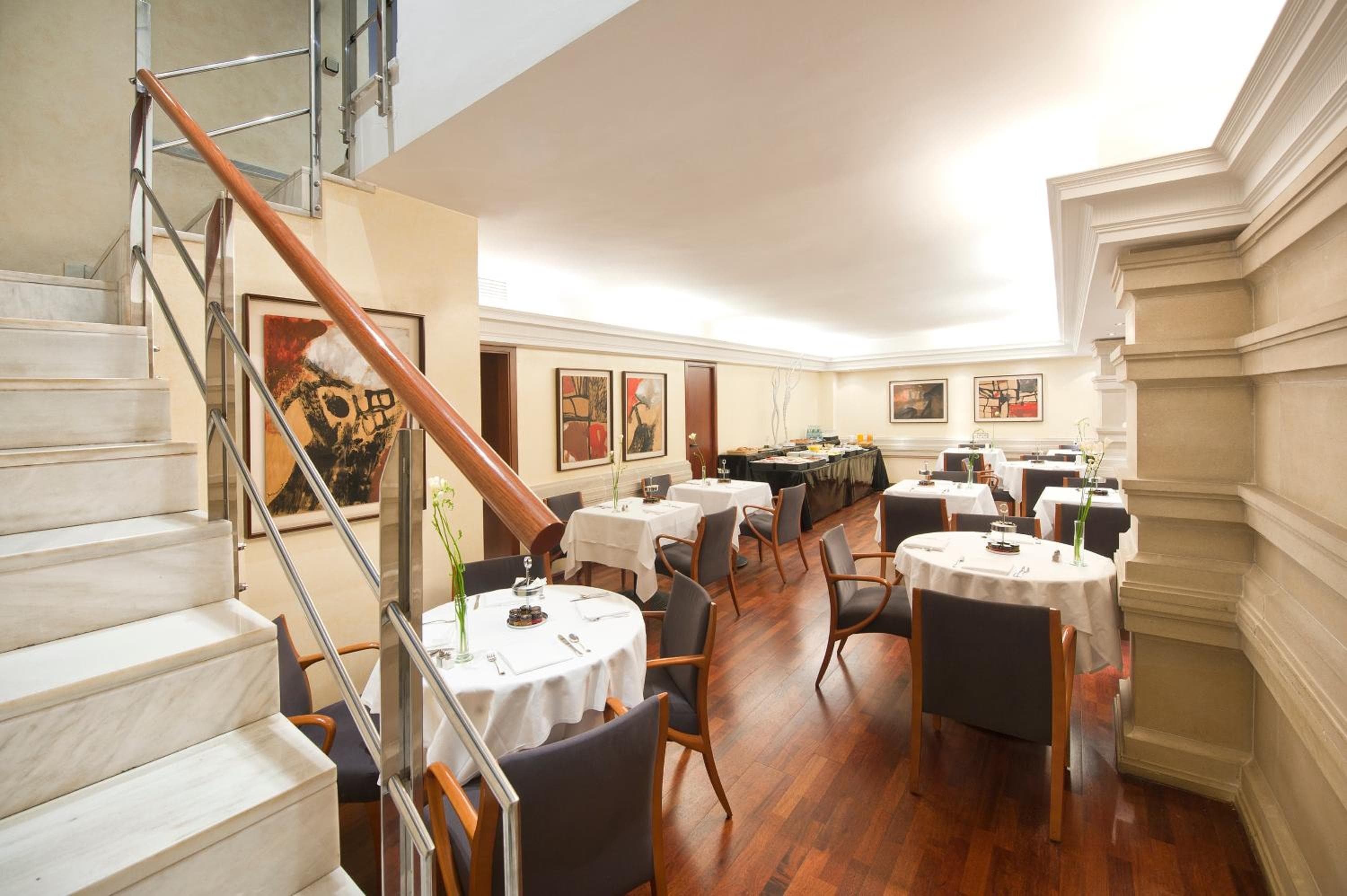Hotel Gran Derby Suites, un piccolo hotel di lusso nel mondo — 13