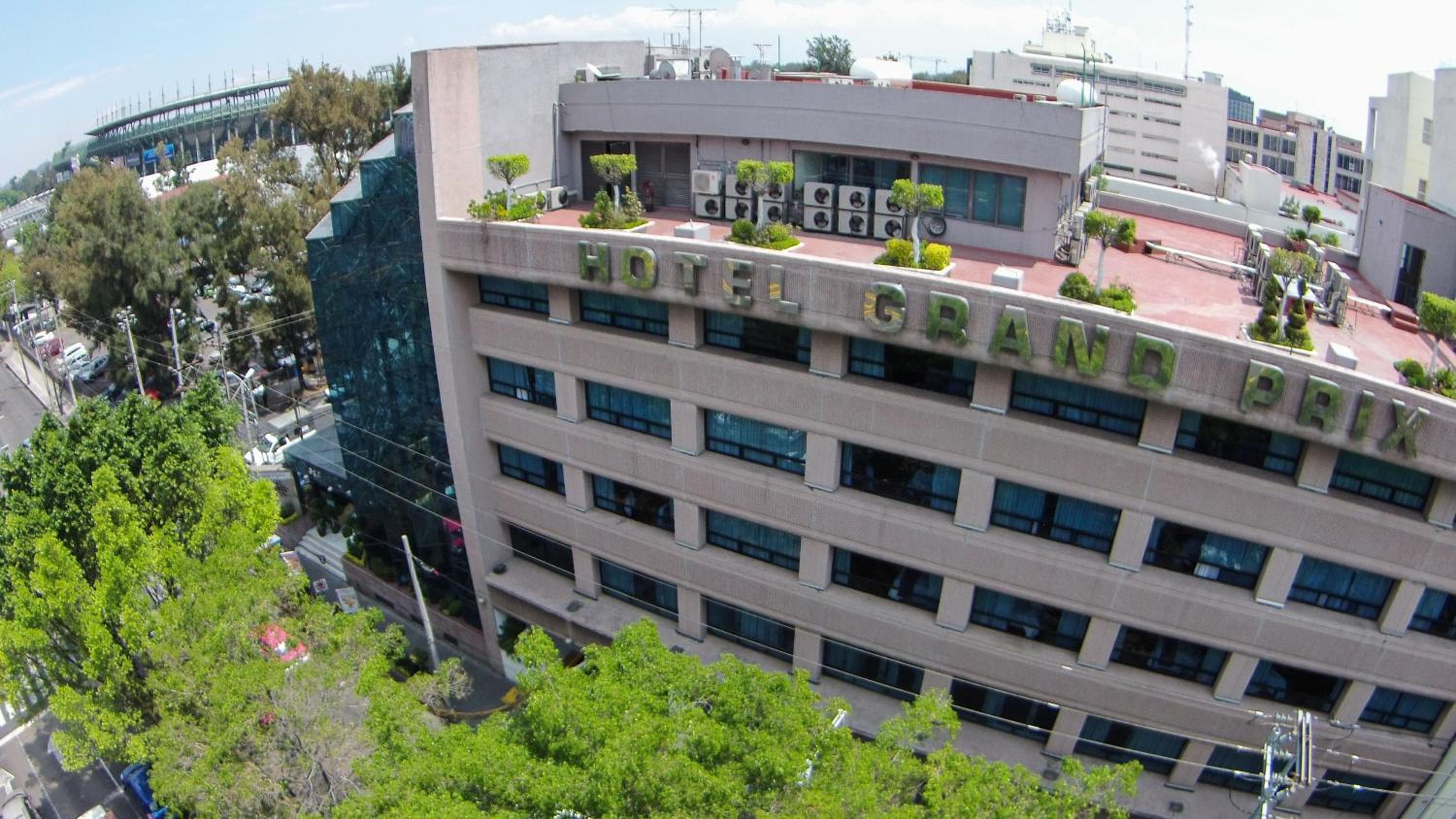 WeEnjoy Hotels Aeropuerto CDMX — 1