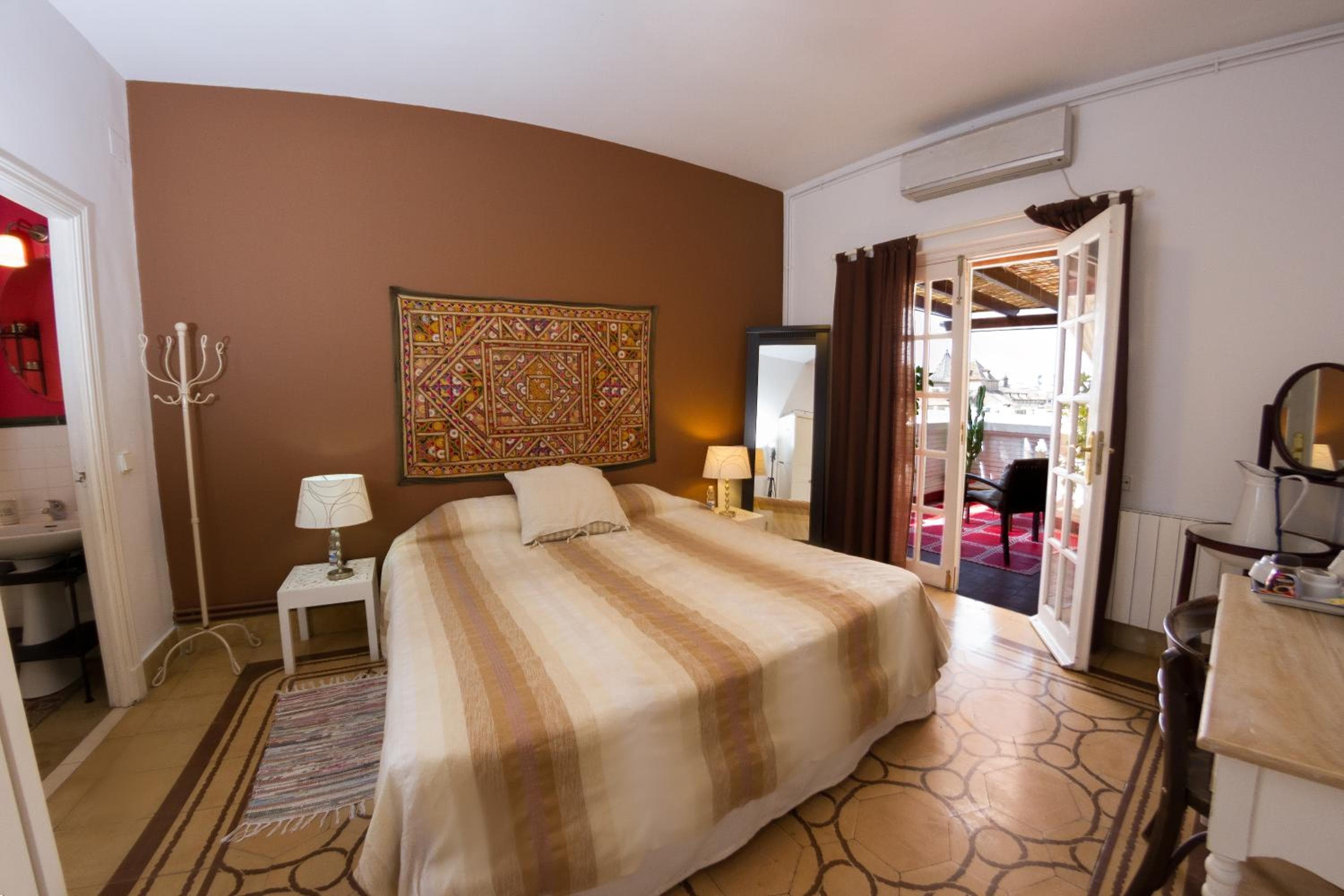 Villa Alicia Guest House — 12