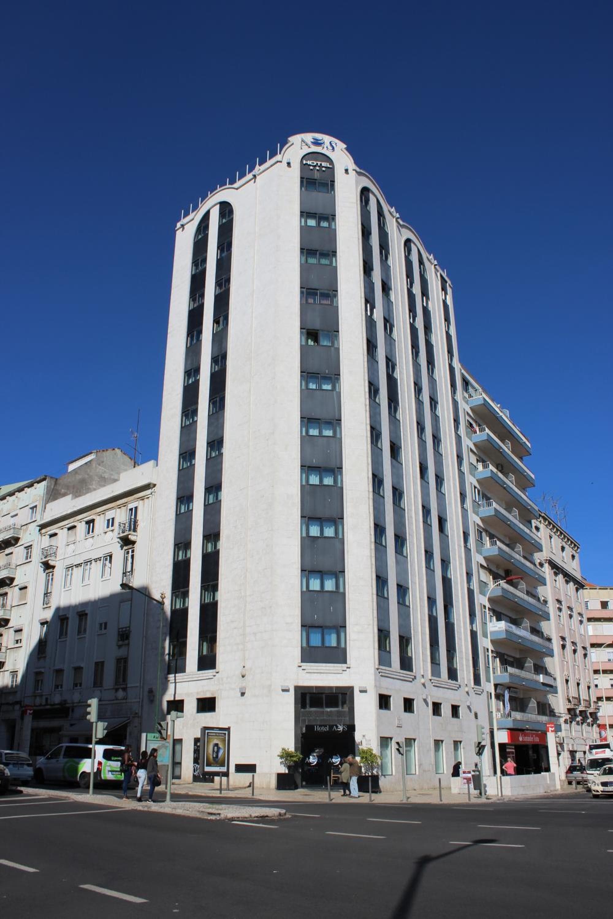 Hotel Lisboa — 1