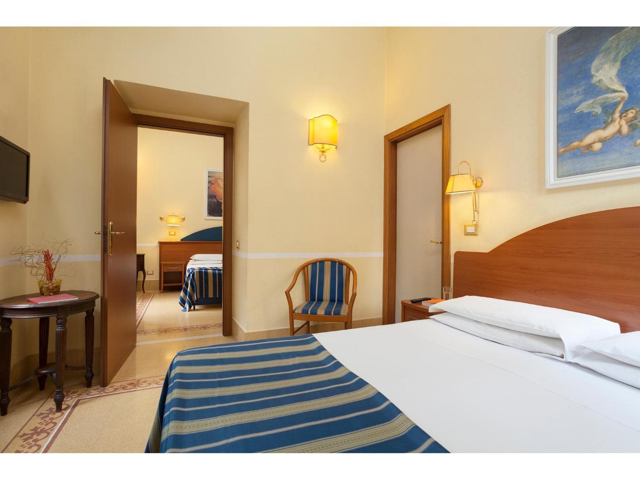 Hotel Kennedy — 4