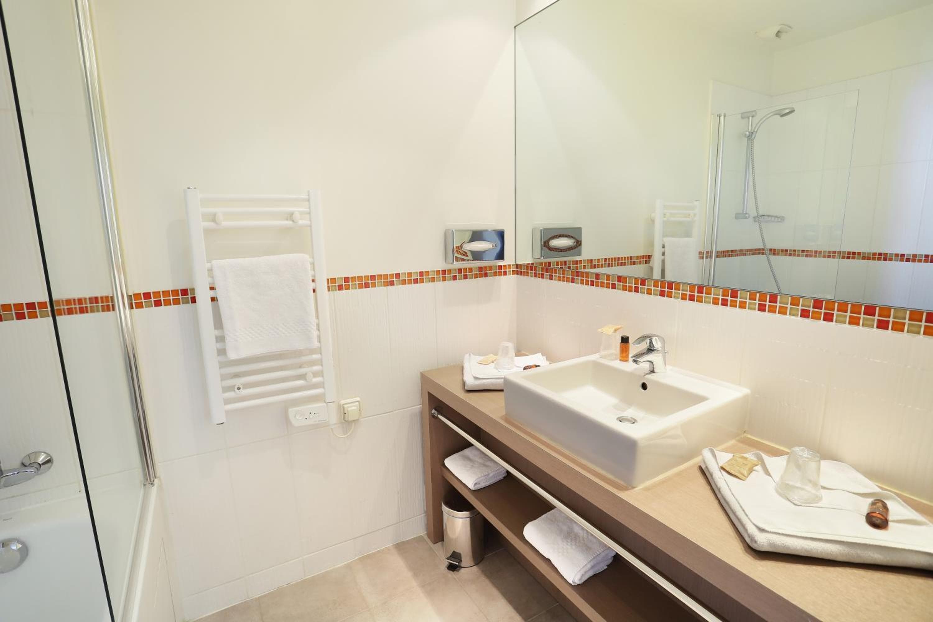 Das Grand Hotel de Normandie — 10