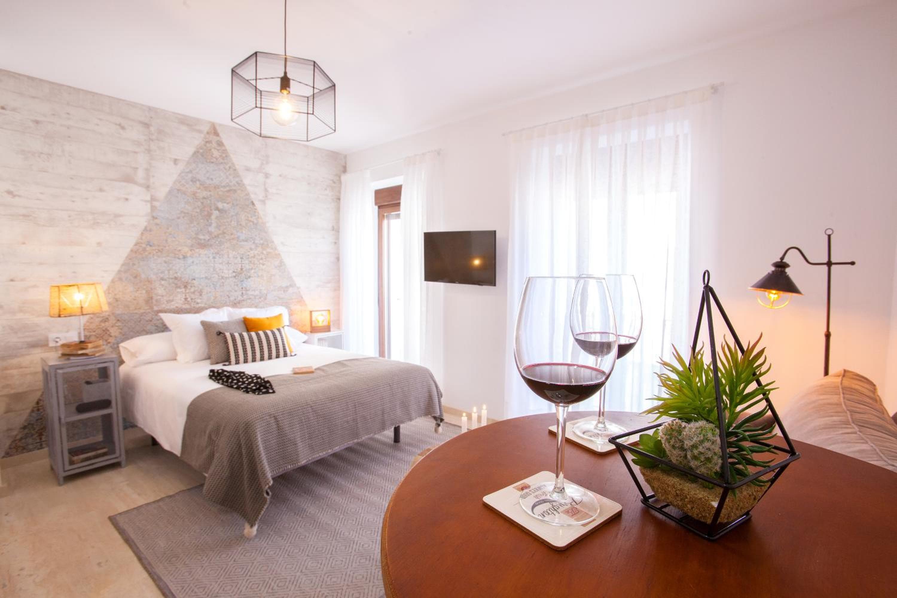 Hotel Mariana — 1
