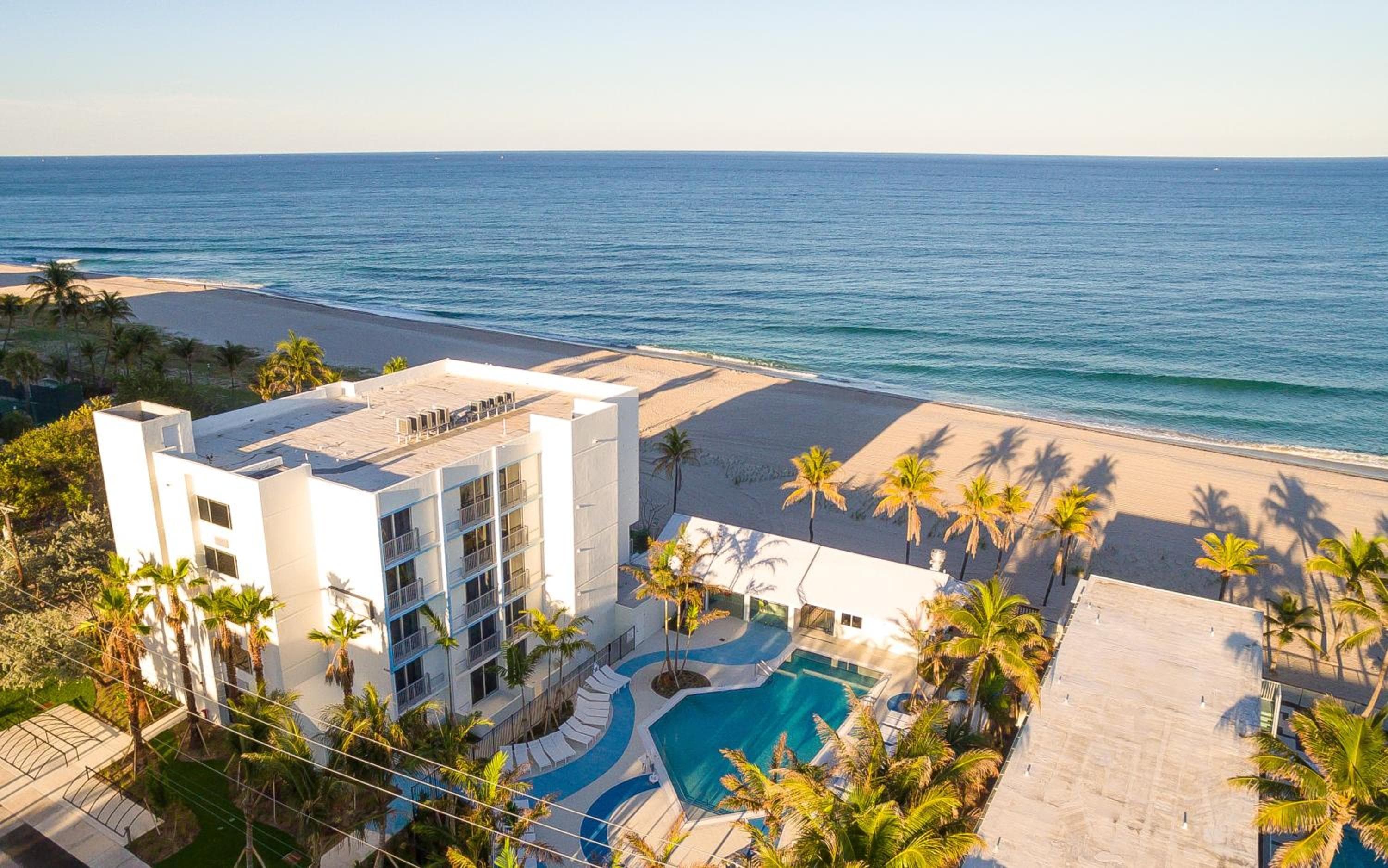Plunge Beach Resort — 5