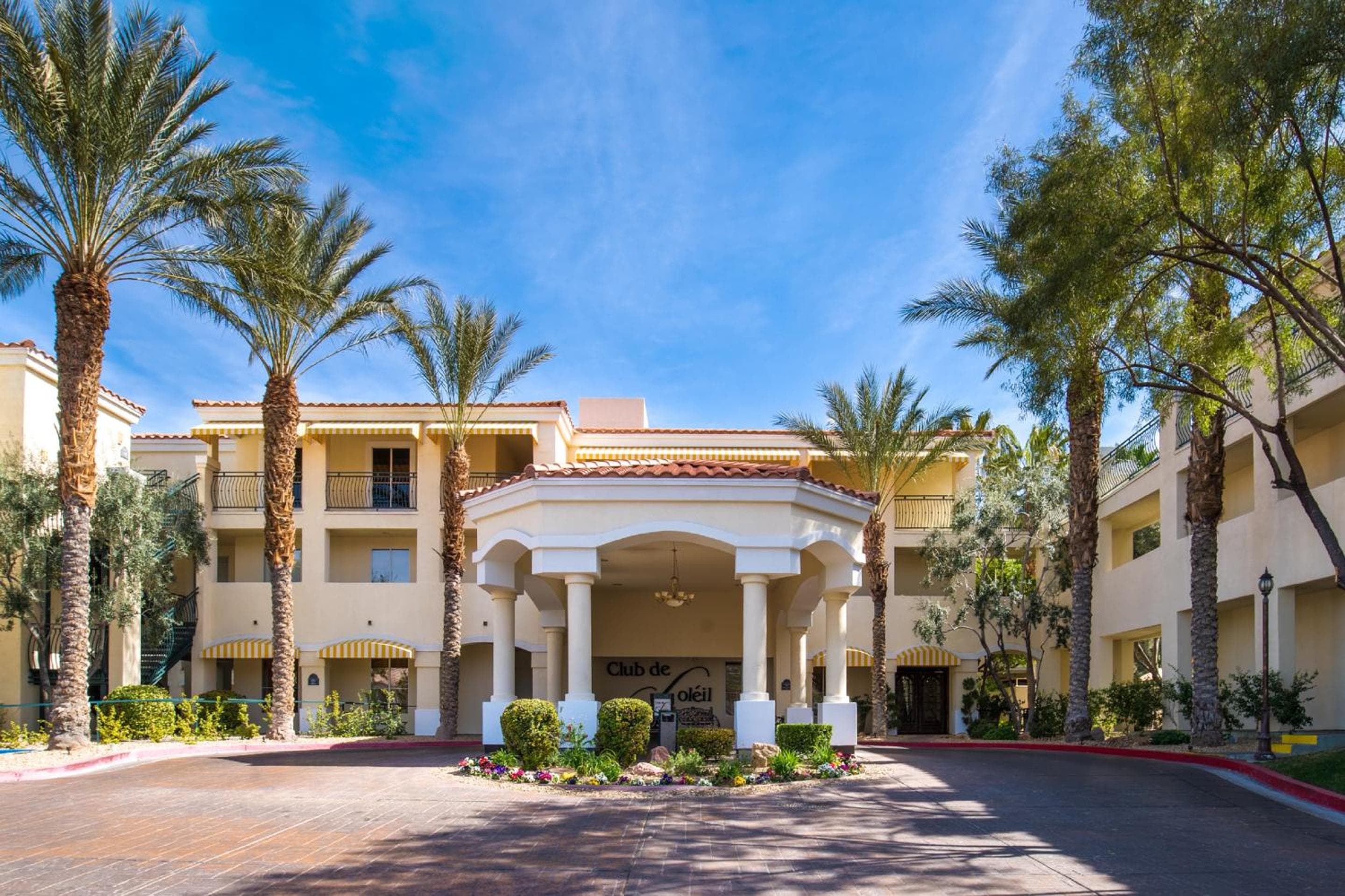 Club de Soleil All-Suite Resort — 1