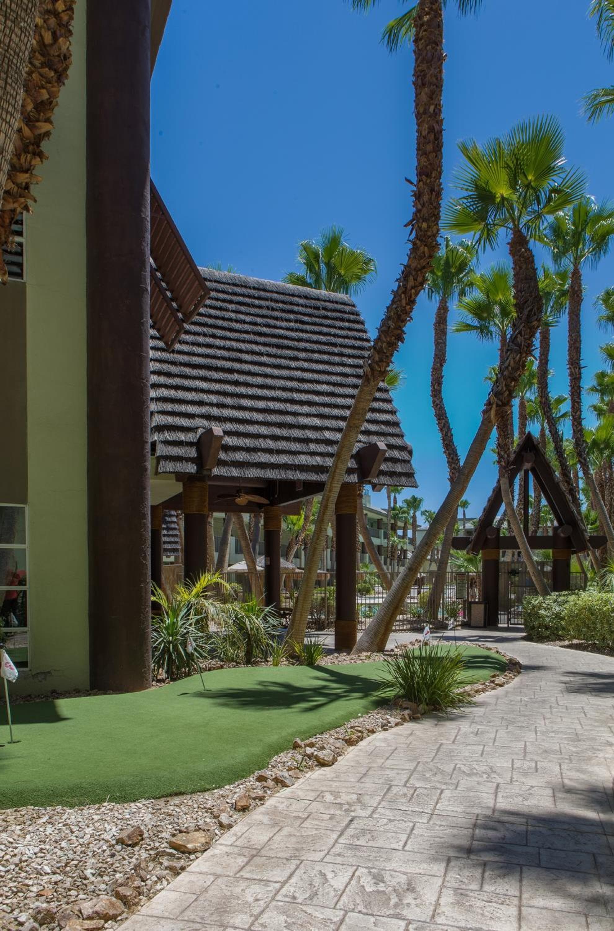 Tahiti All-Suite Resort — 12