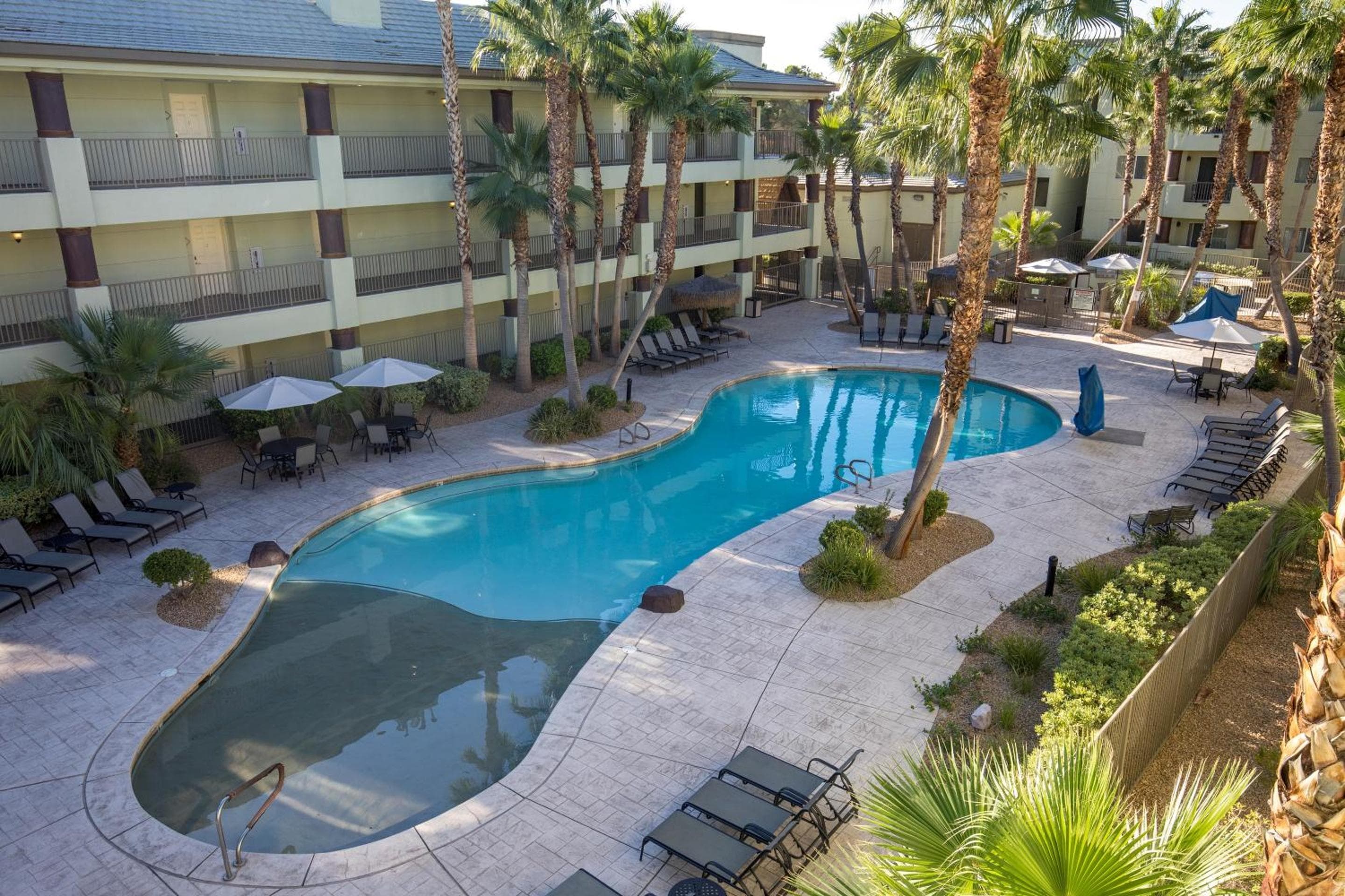 Tahiti All-Suite Resort — 17